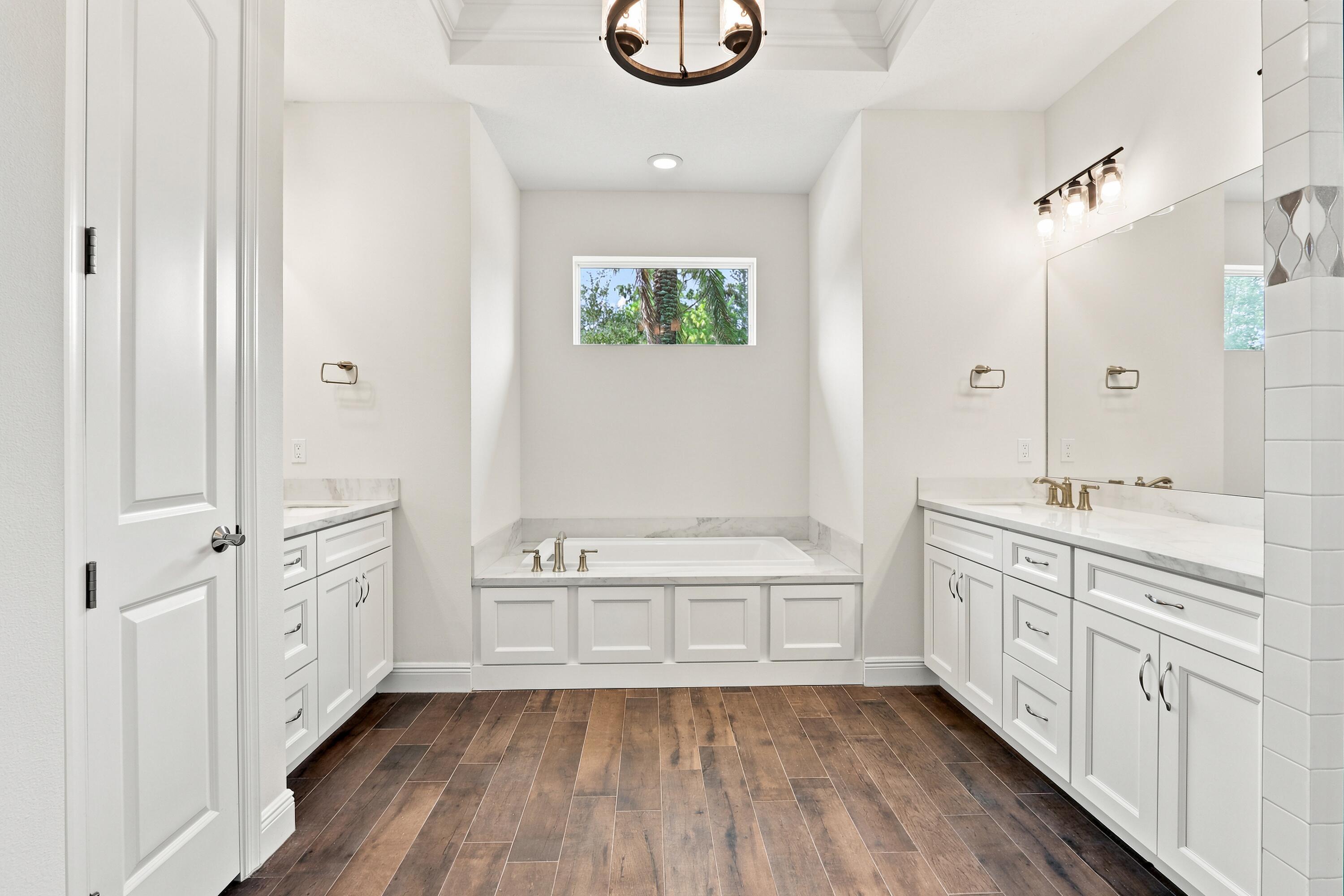 LOXAHATCHEE GROVES - Residential