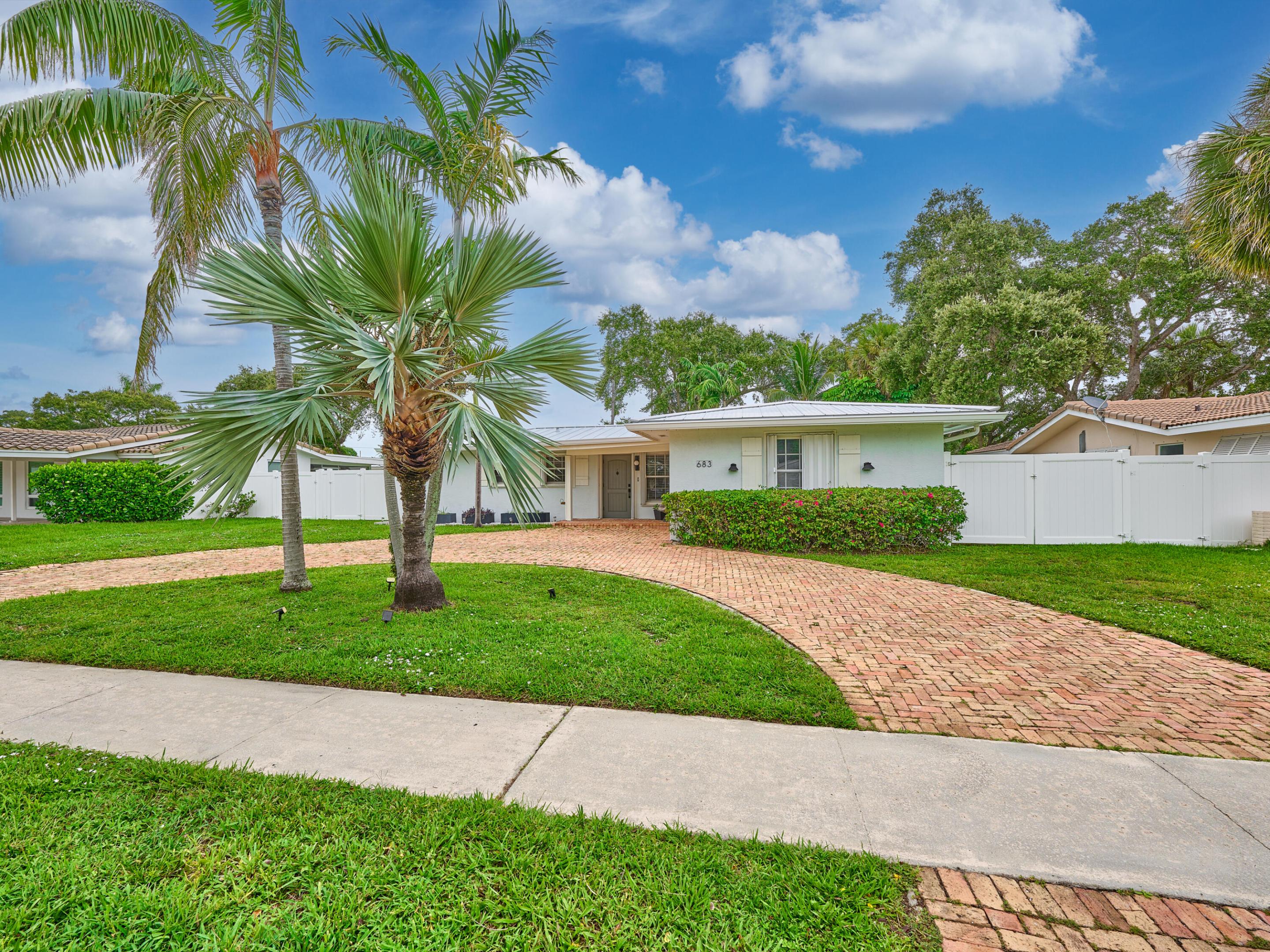 ROYAL OAK HILLS 1ST SEC - Residential