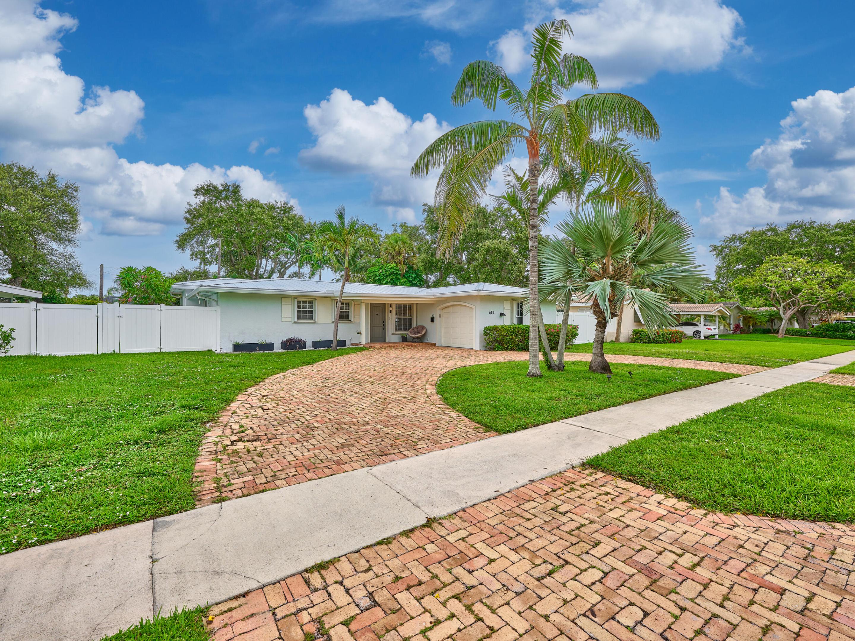ROYAL OAK HILLS 1ST SEC - Residential