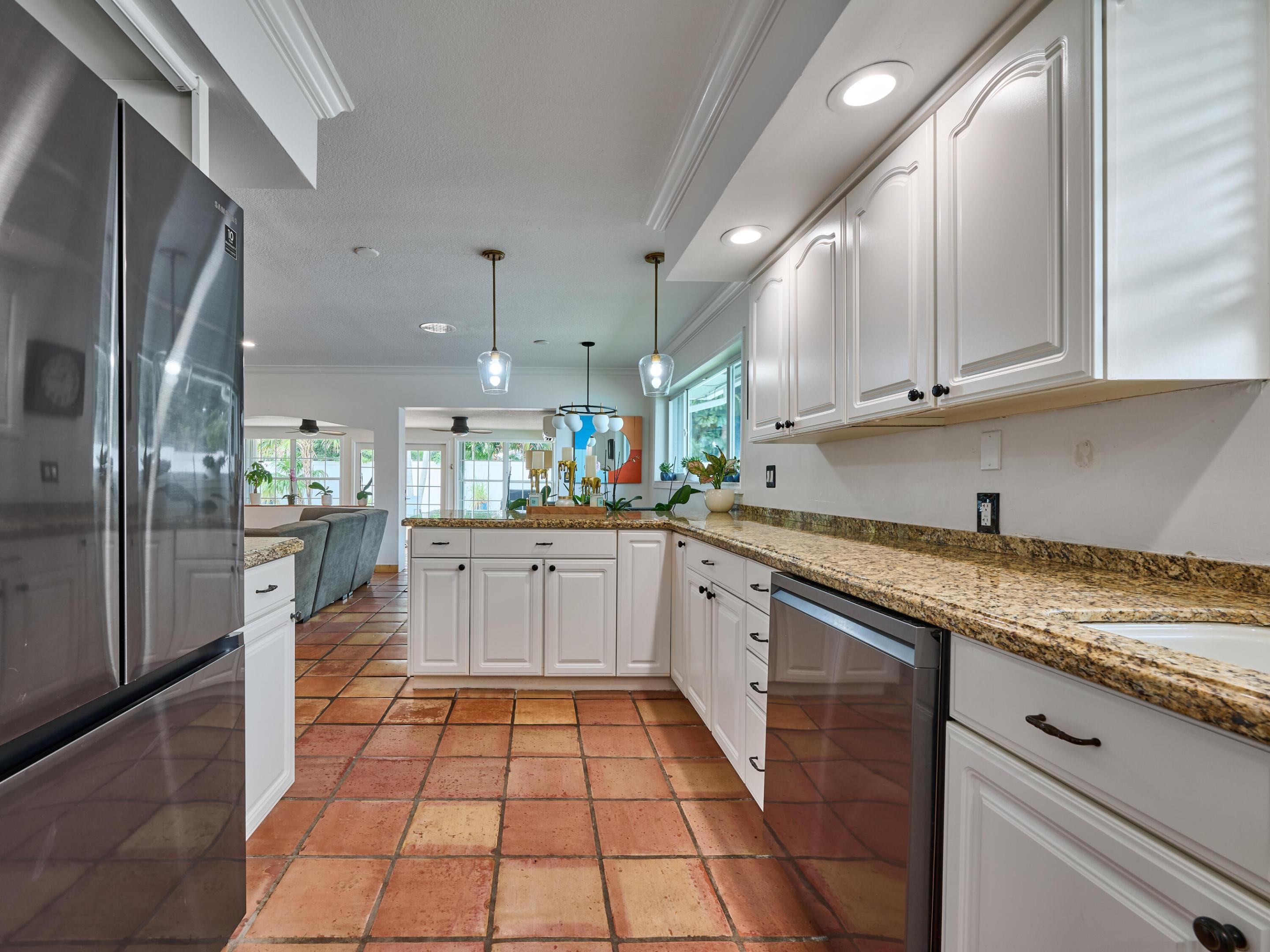 ROYAL OAK HILLS 1ST SEC - Residential