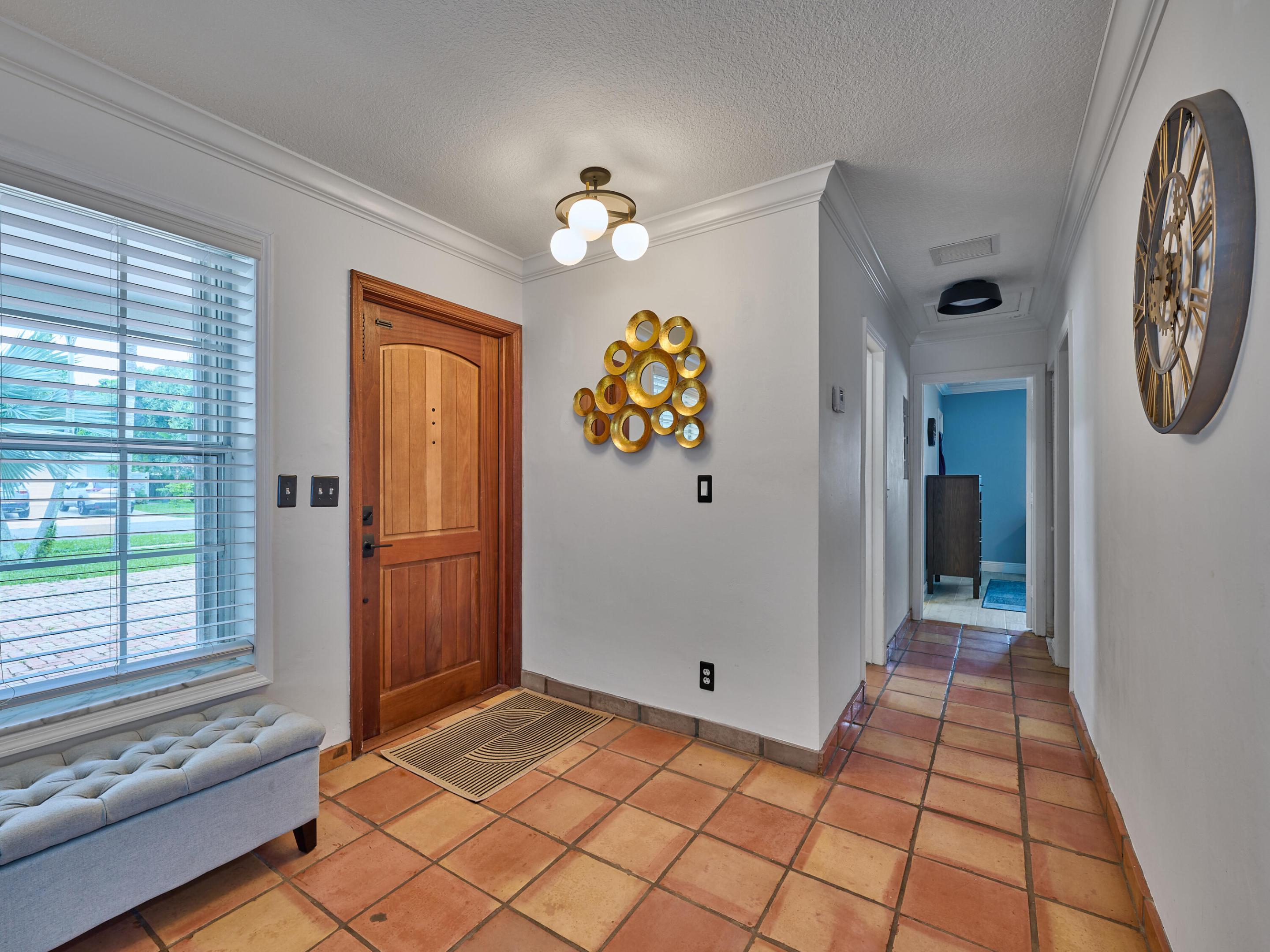 ROYAL OAK HILLS 1ST SEC - Residential