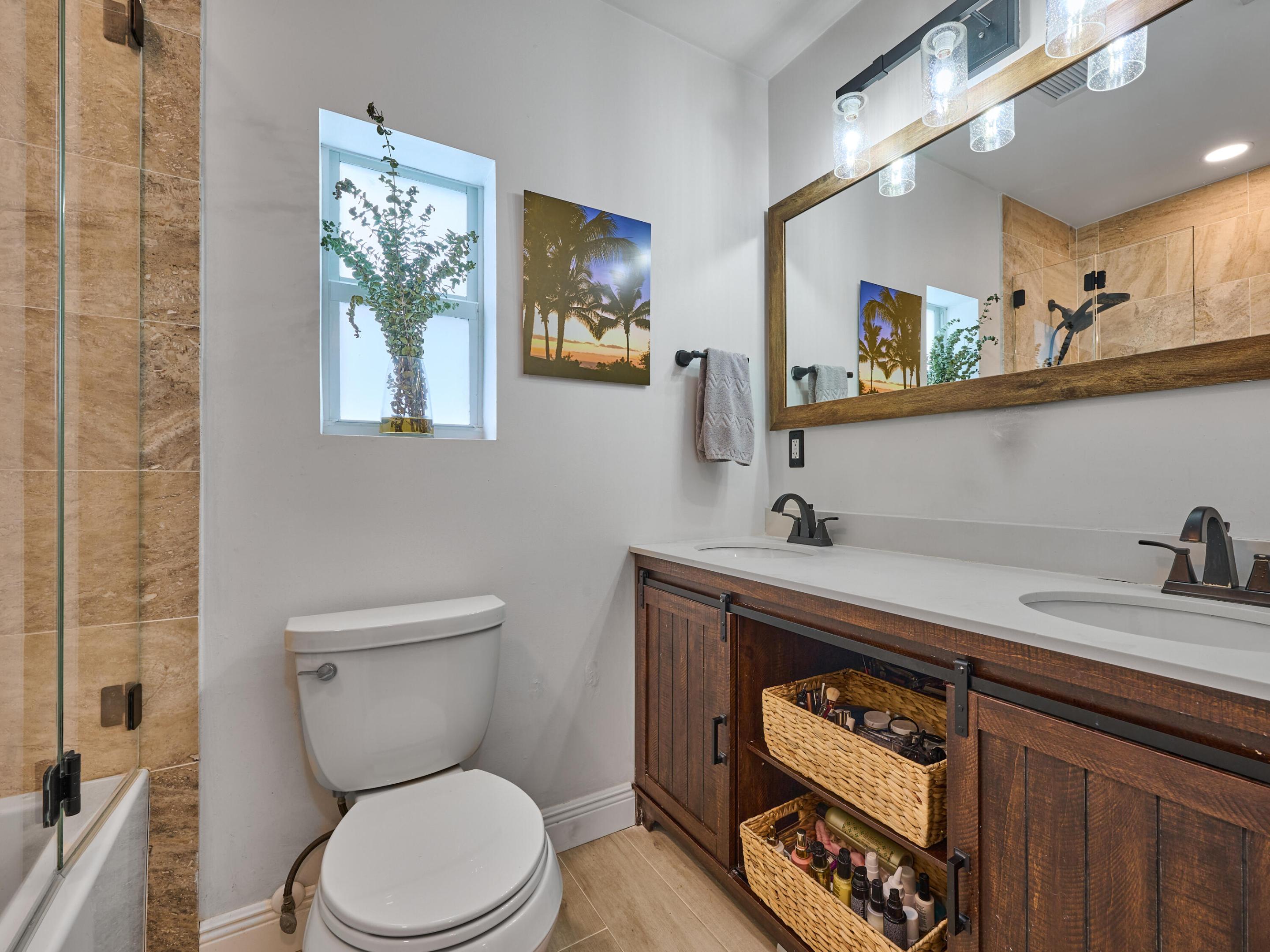 ROYAL OAK HILLS 1ST SEC - Residential