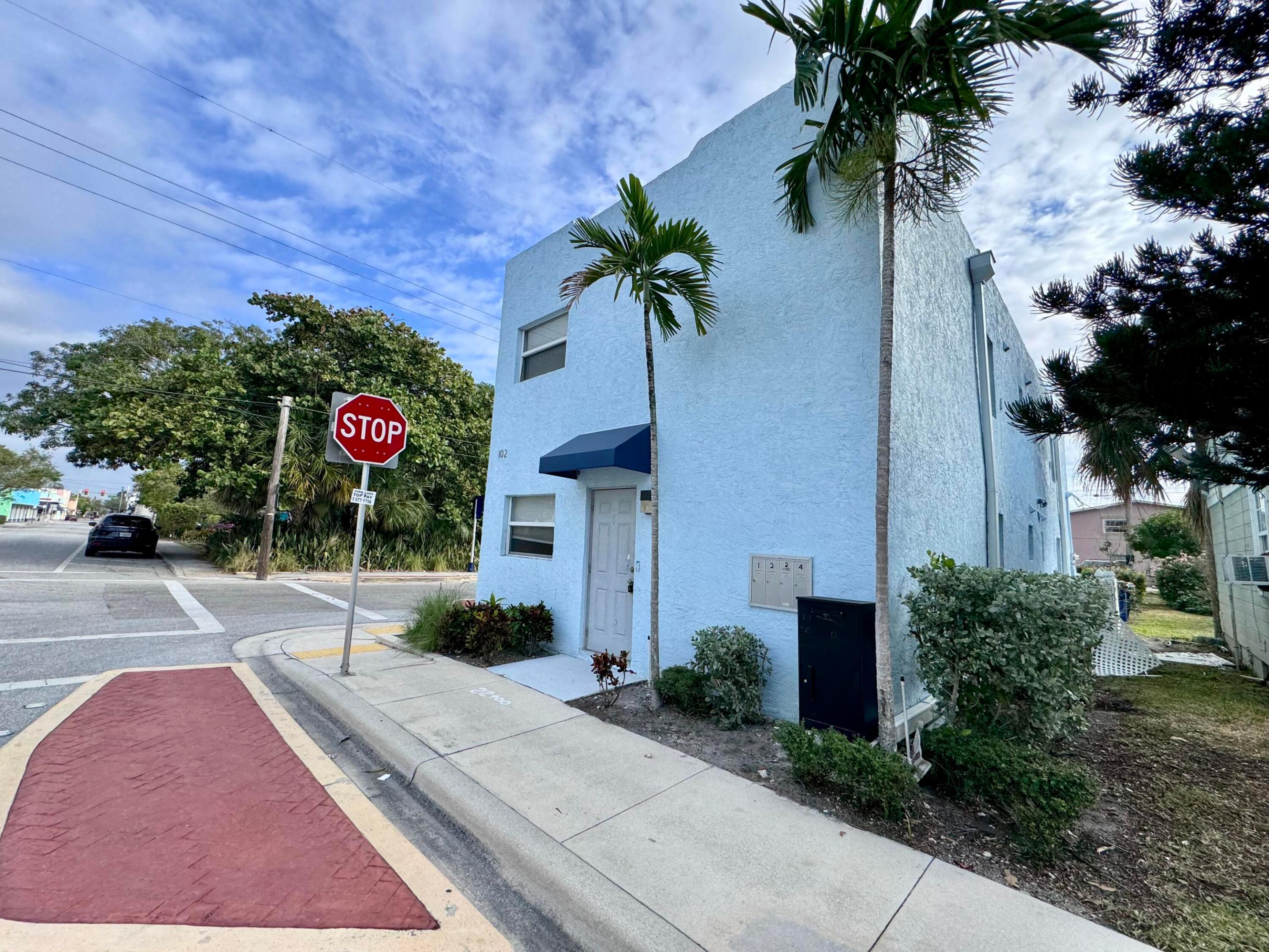 LAKE WORTH TOWN OF - Residential Lease