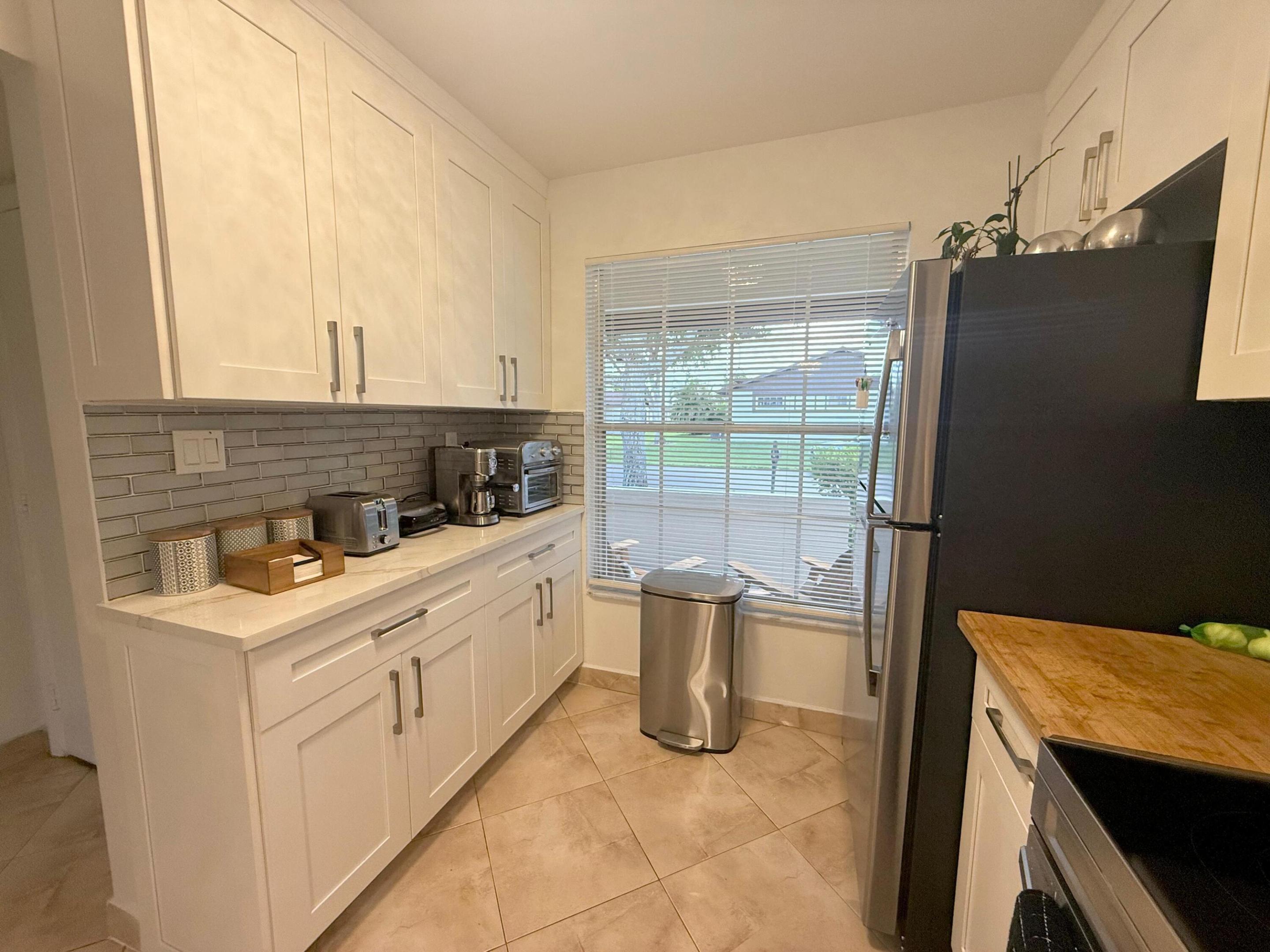KINGS POINT 4 - Residential Lease