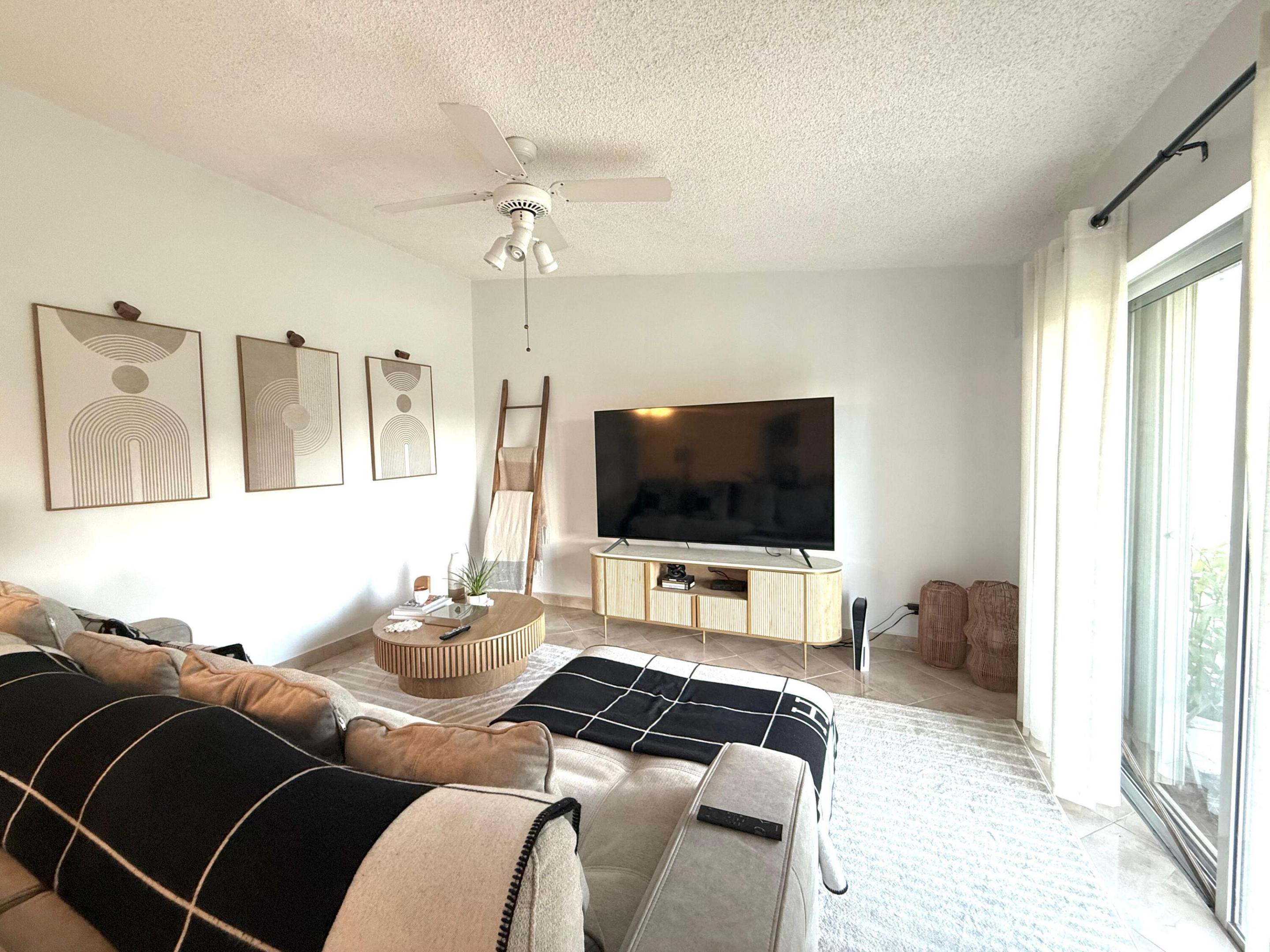 KINGS POINT 4 - Residential Lease