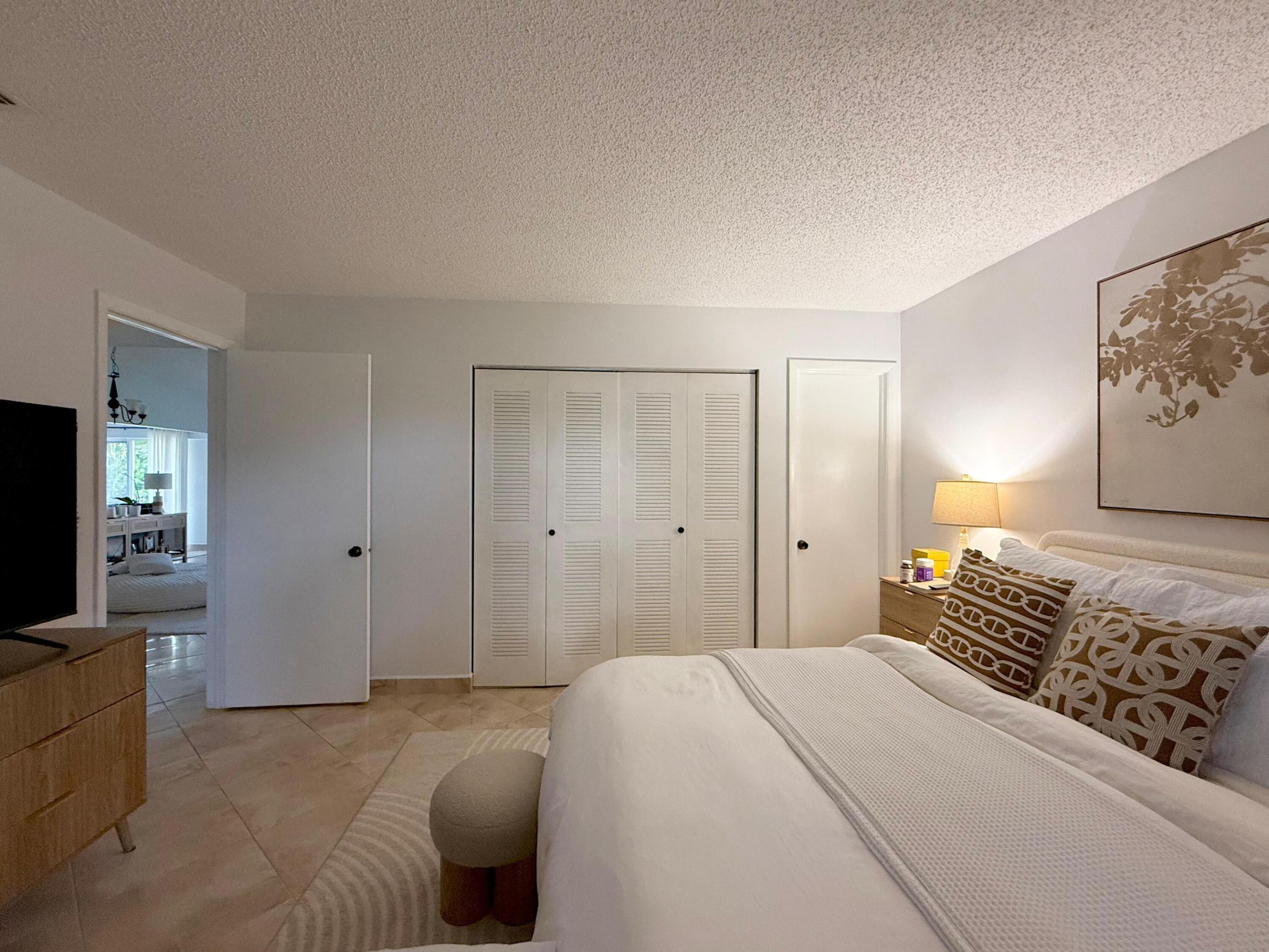 KINGS POINT 4 - Residential Lease