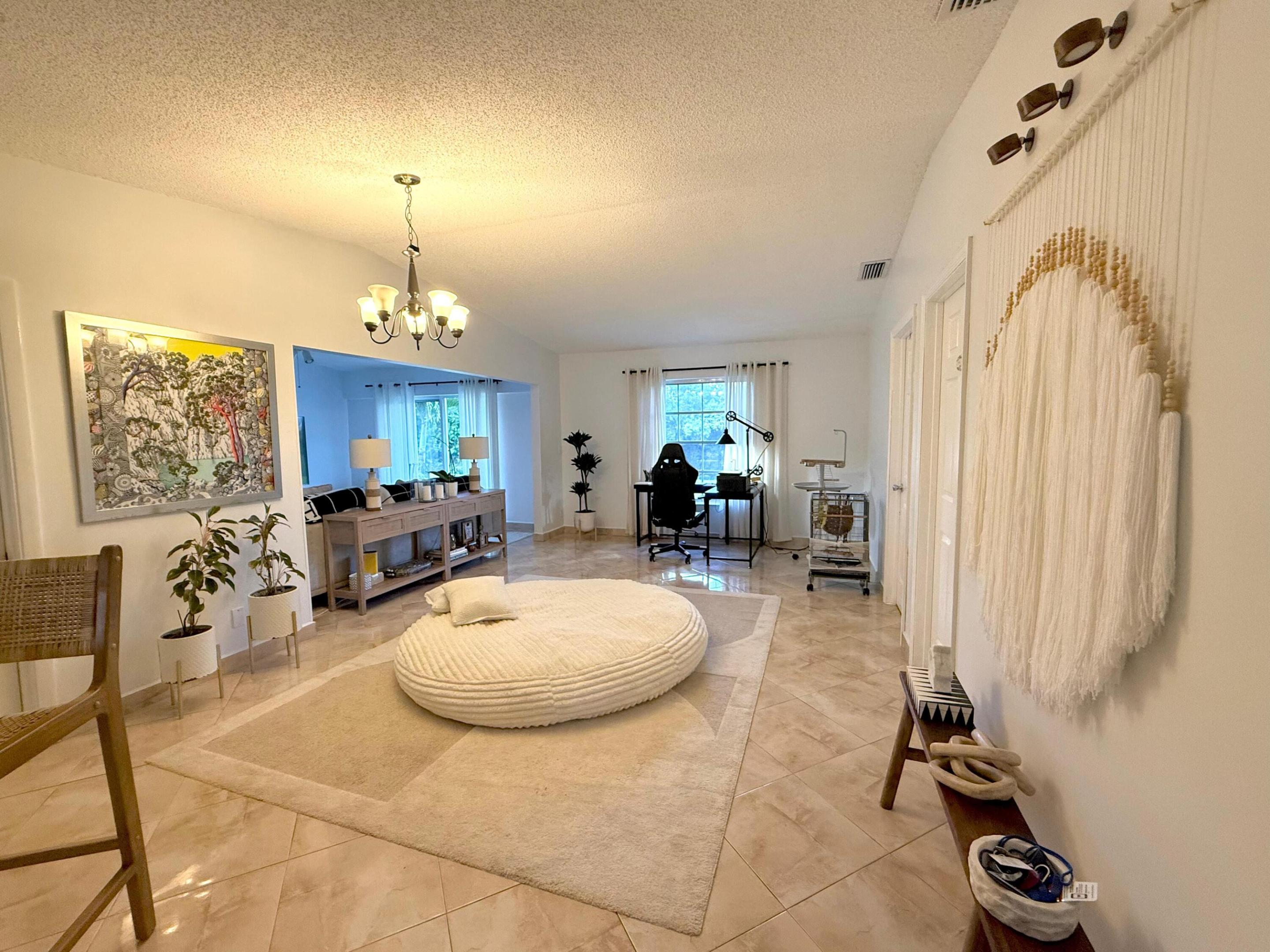 KINGS POINT 4 - Residential Lease