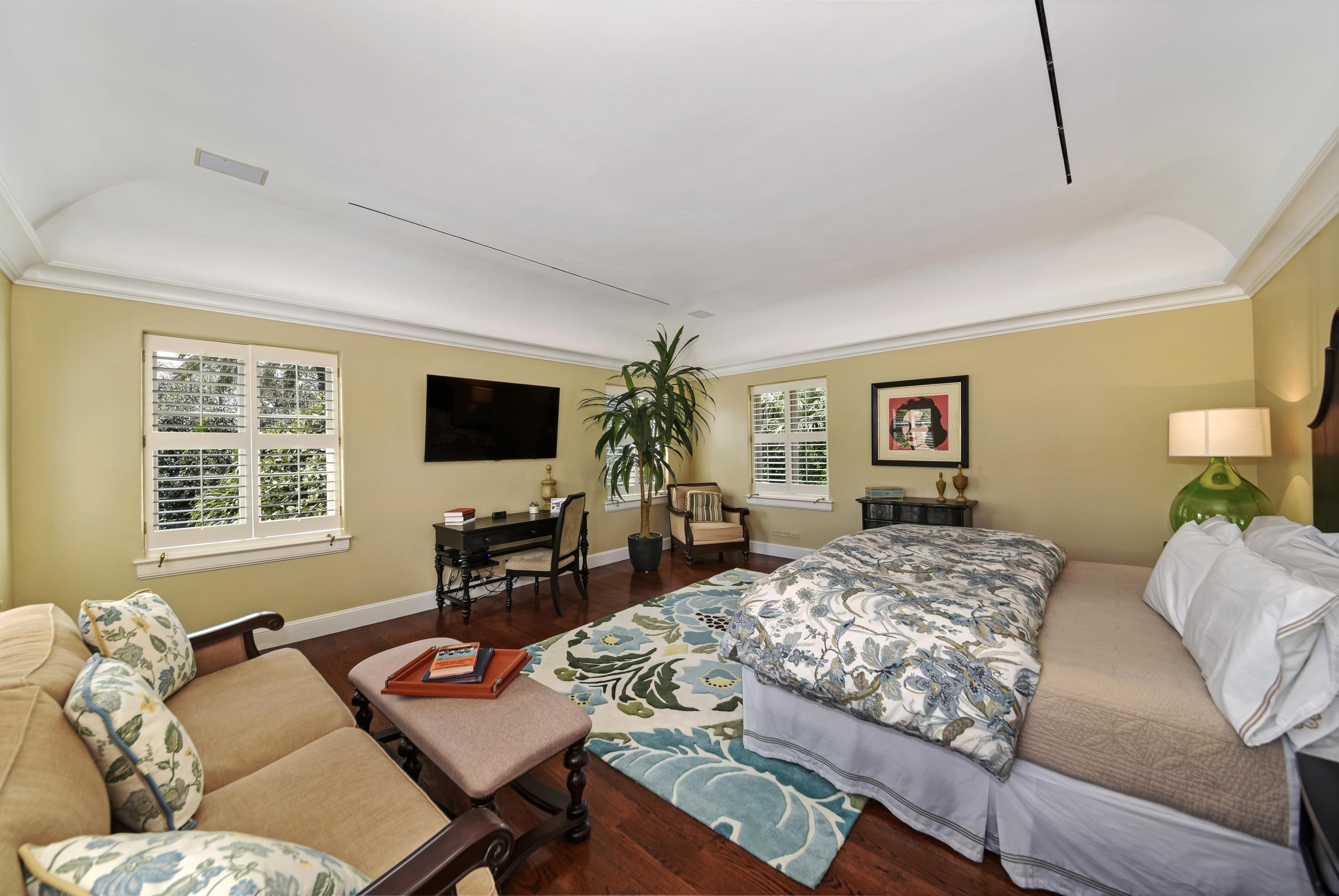 EAST SHORE - Residential