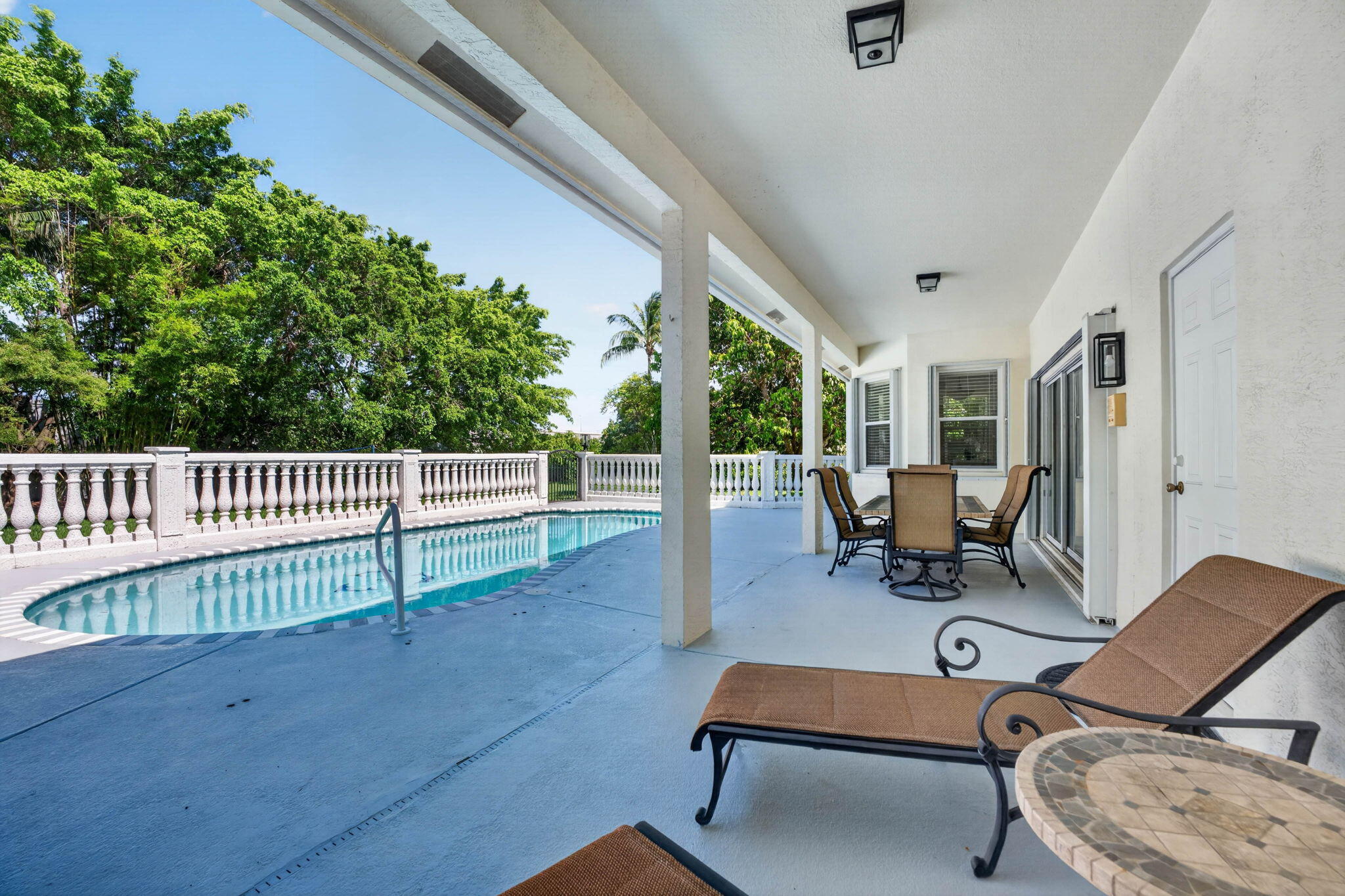 Delray Lakes Estates - Residential