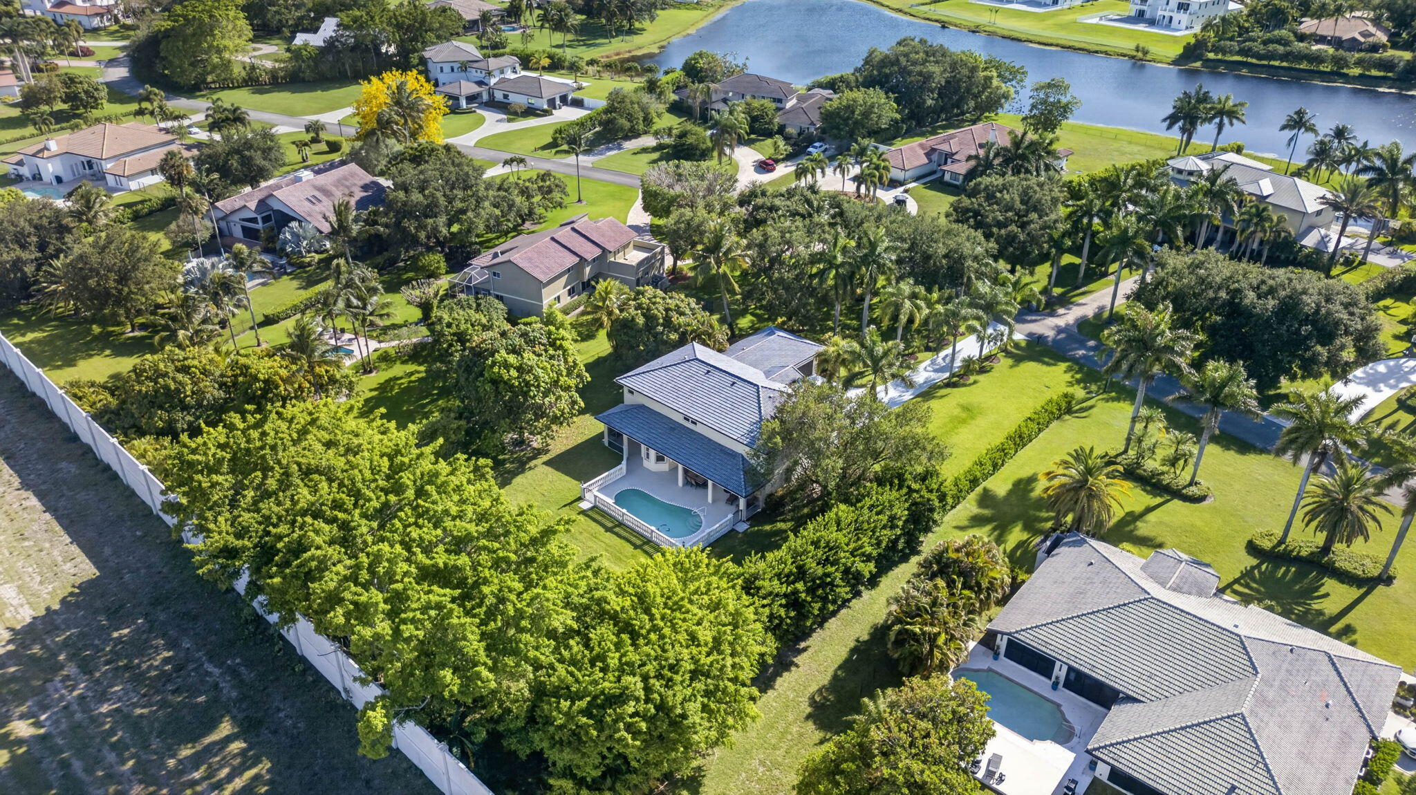 Delray Lakes Estates - Residential
