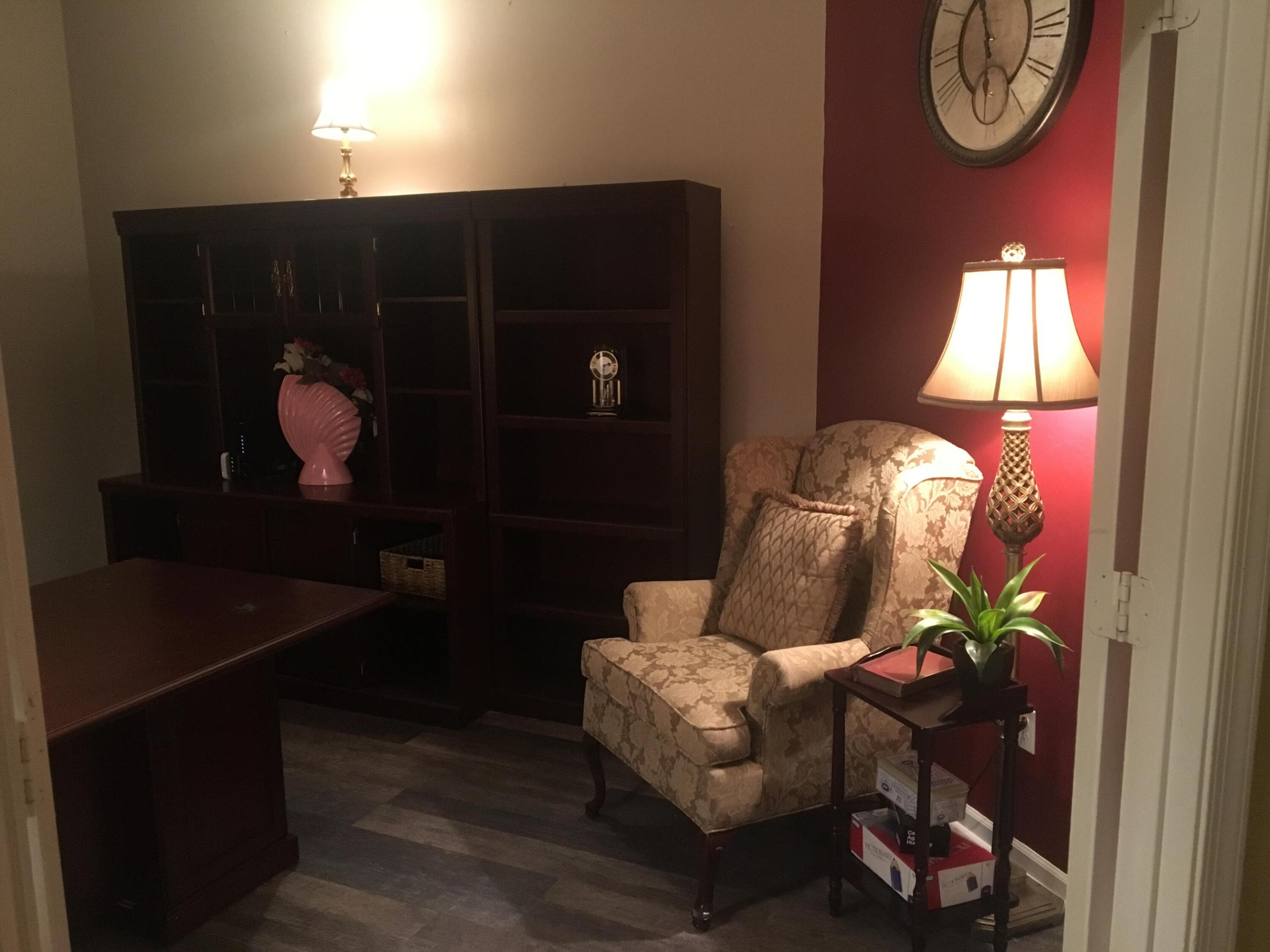 LAKE CHARLESTON - Residential