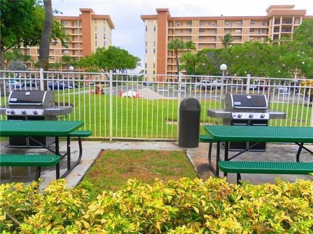 Palm Aire - Residential