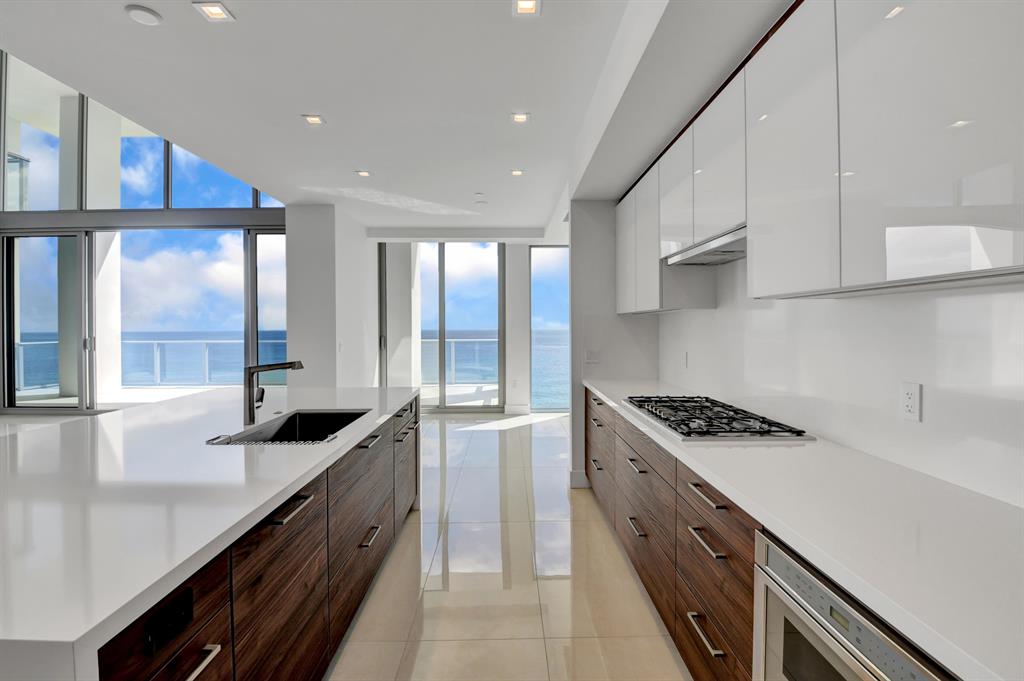 5000 NORTH OCEAN CONDO - Residential
