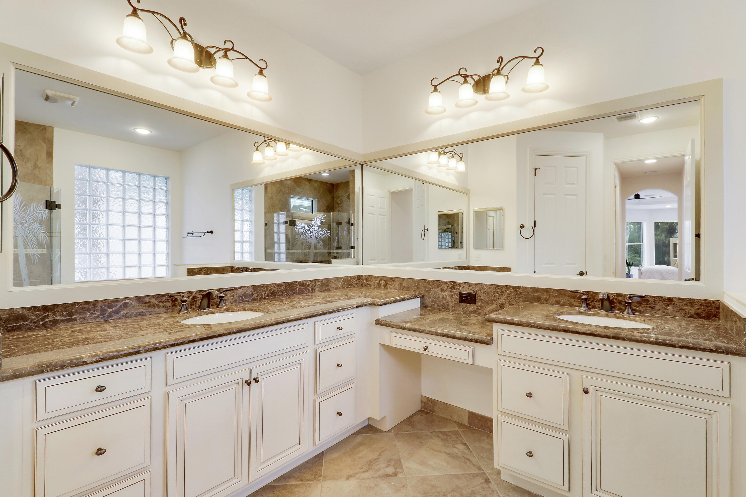 JUPITER COUNTRY CLUB POD E - Residential Lease