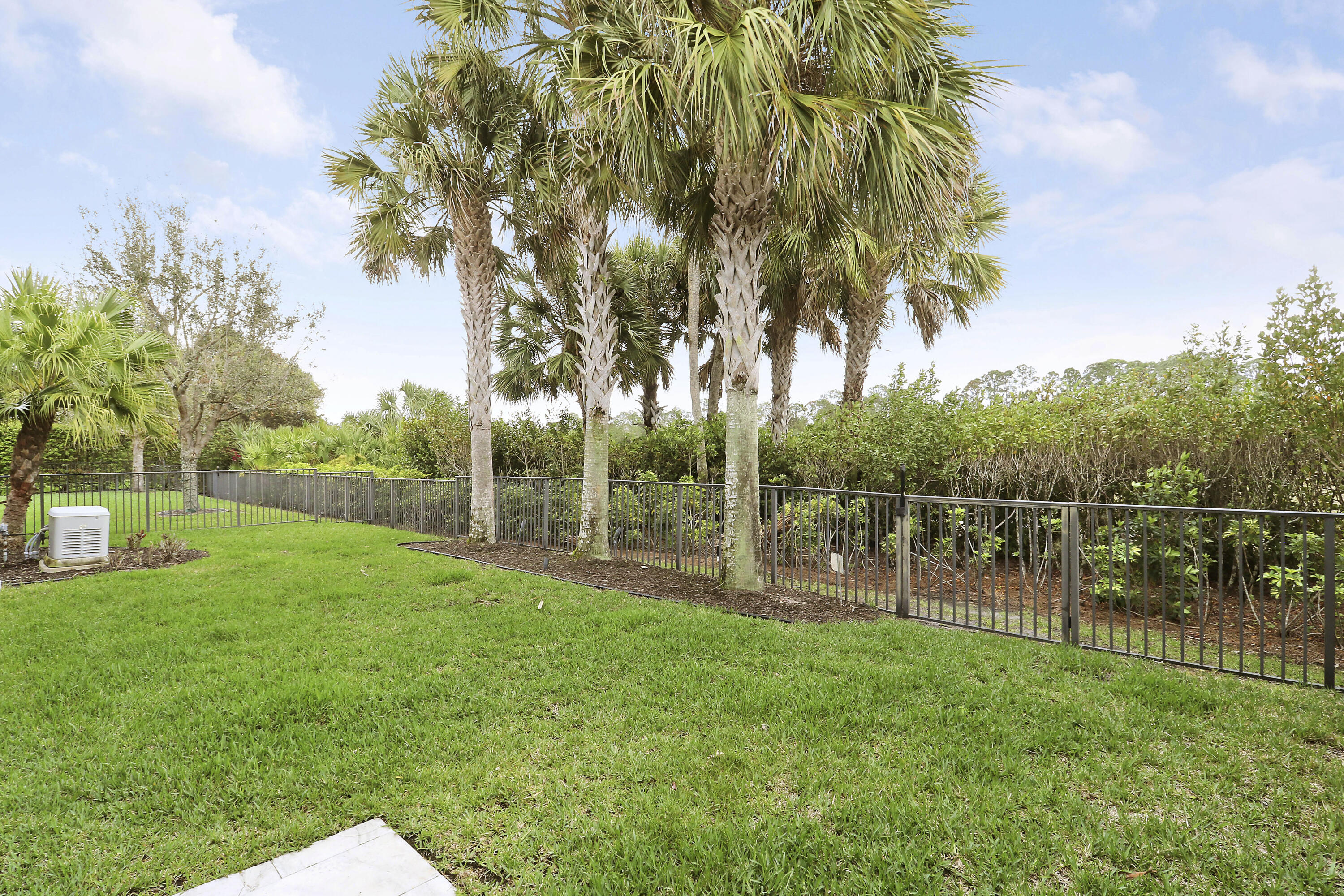 JUPITER COUNTRY CLUB POD E - Residential Lease