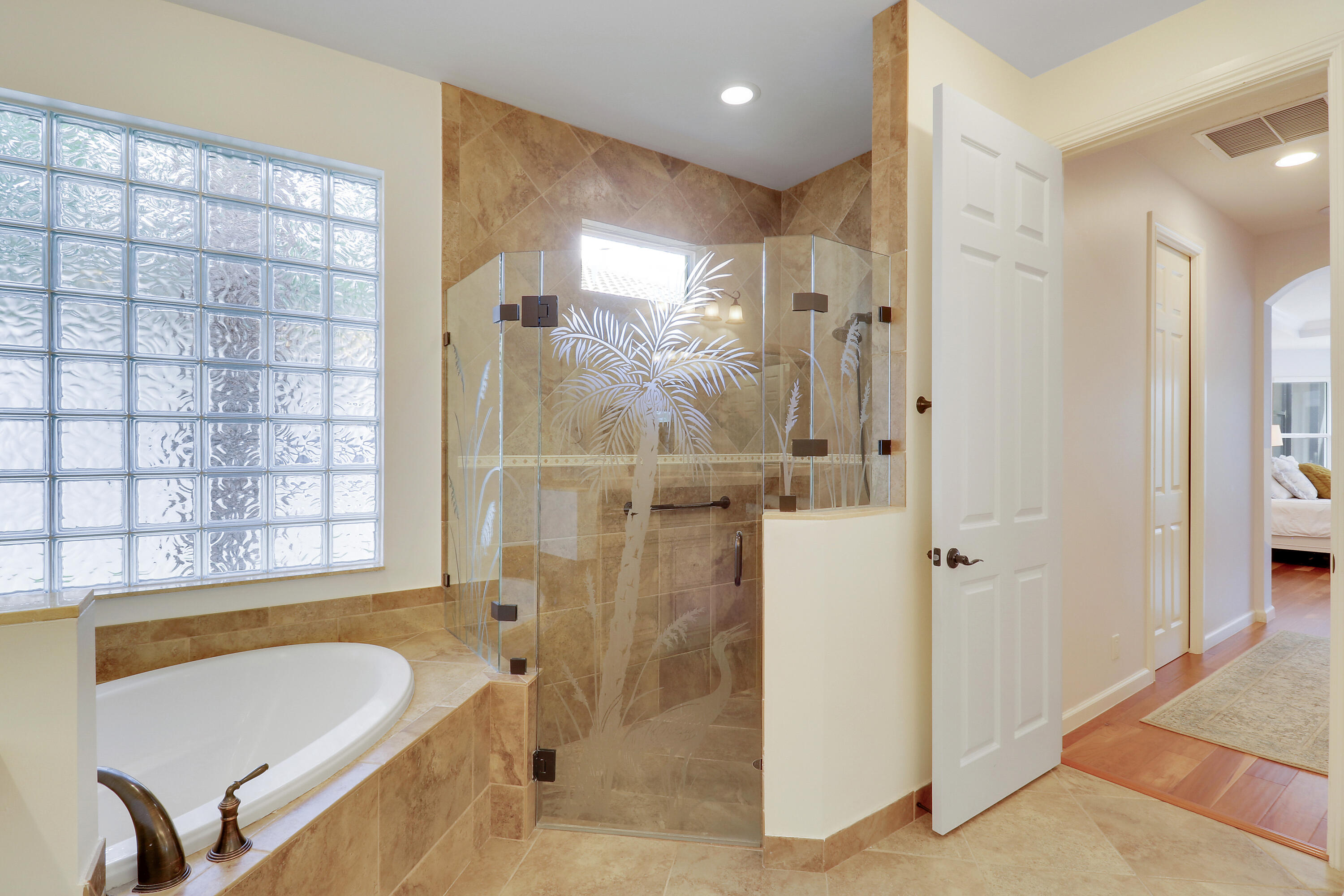 JUPITER COUNTRY CLUB POD E - Residential Lease