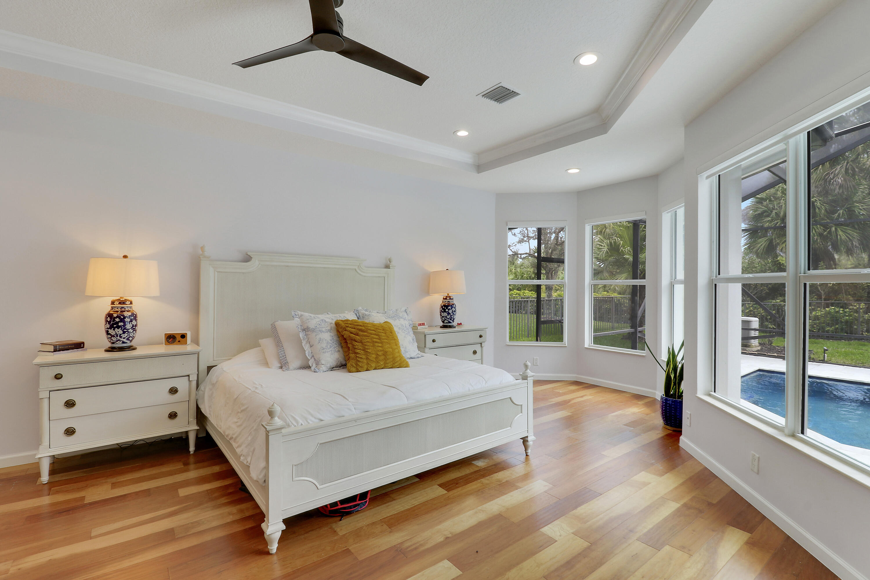JUPITER COUNTRY CLUB POD E - Residential Lease