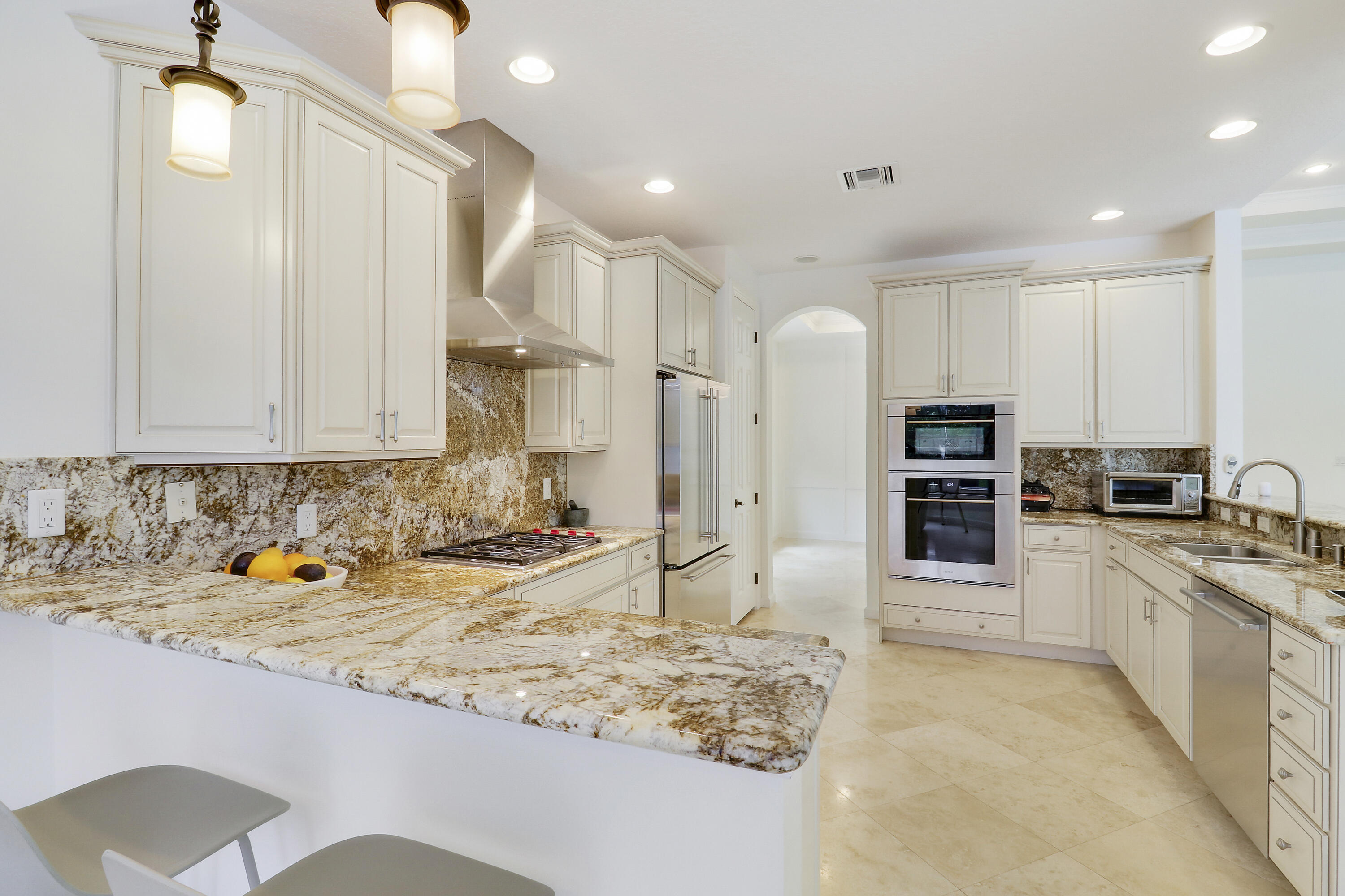 JUPITER COUNTRY CLUB POD E - Residential Lease