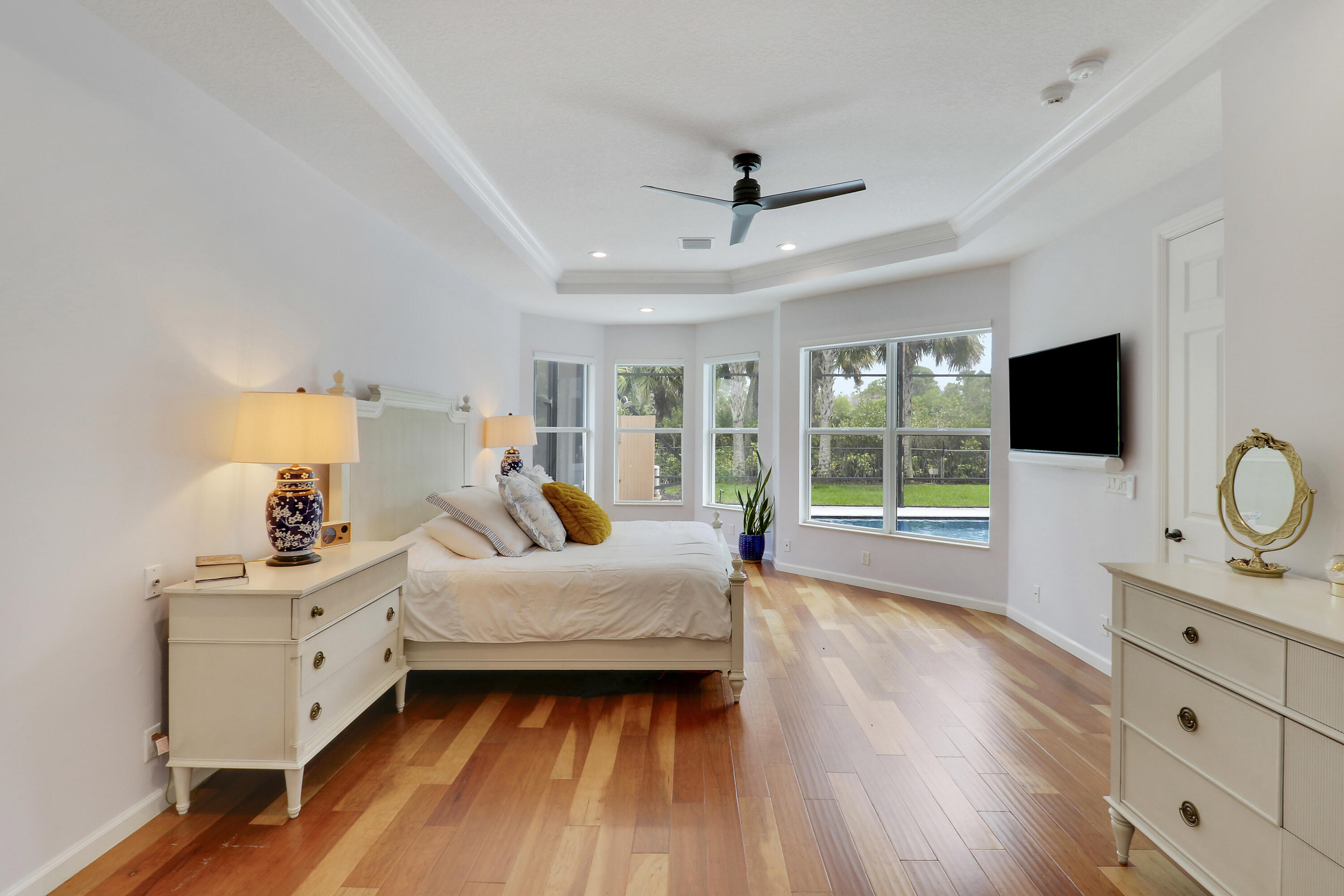 JUPITER COUNTRY CLUB POD E - Residential Lease