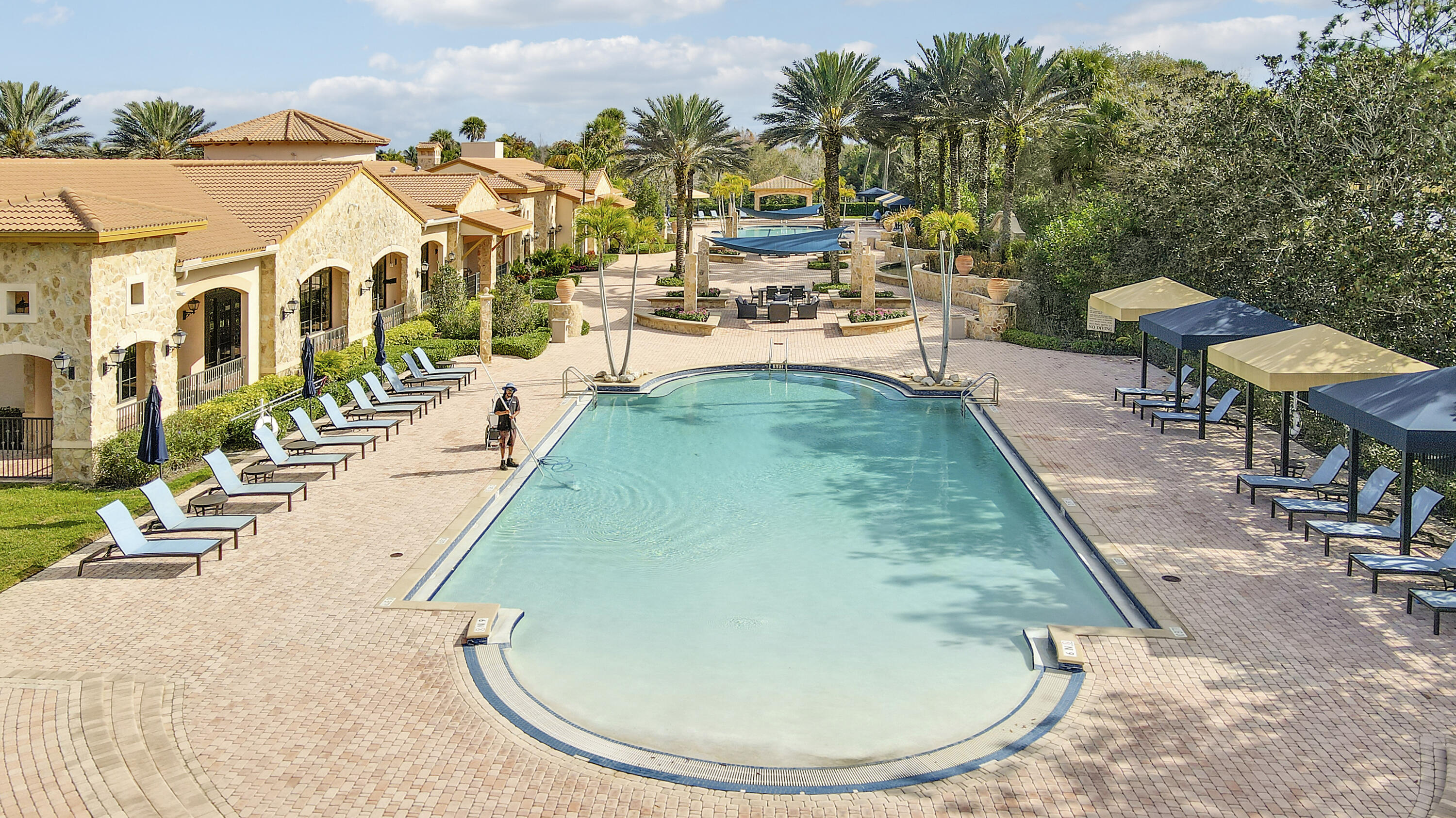 JUPITER COUNTRY CLUB POD E - Residential Lease