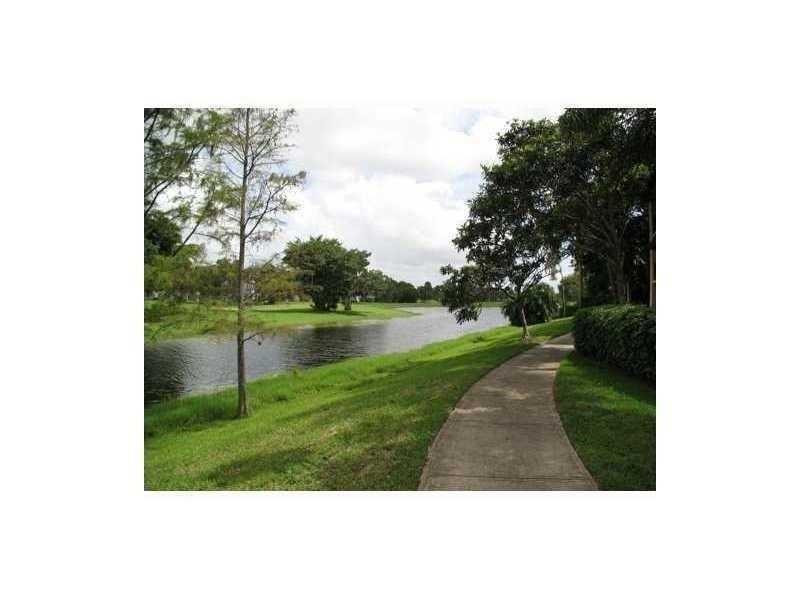 PALM AIRE GARDENS CONDO - Residential Lease