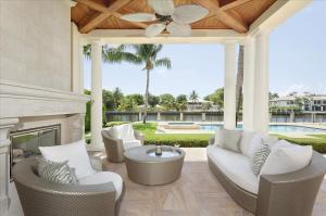 ROYAL PALM YACHT & COUNTRY CLUB - Residential
