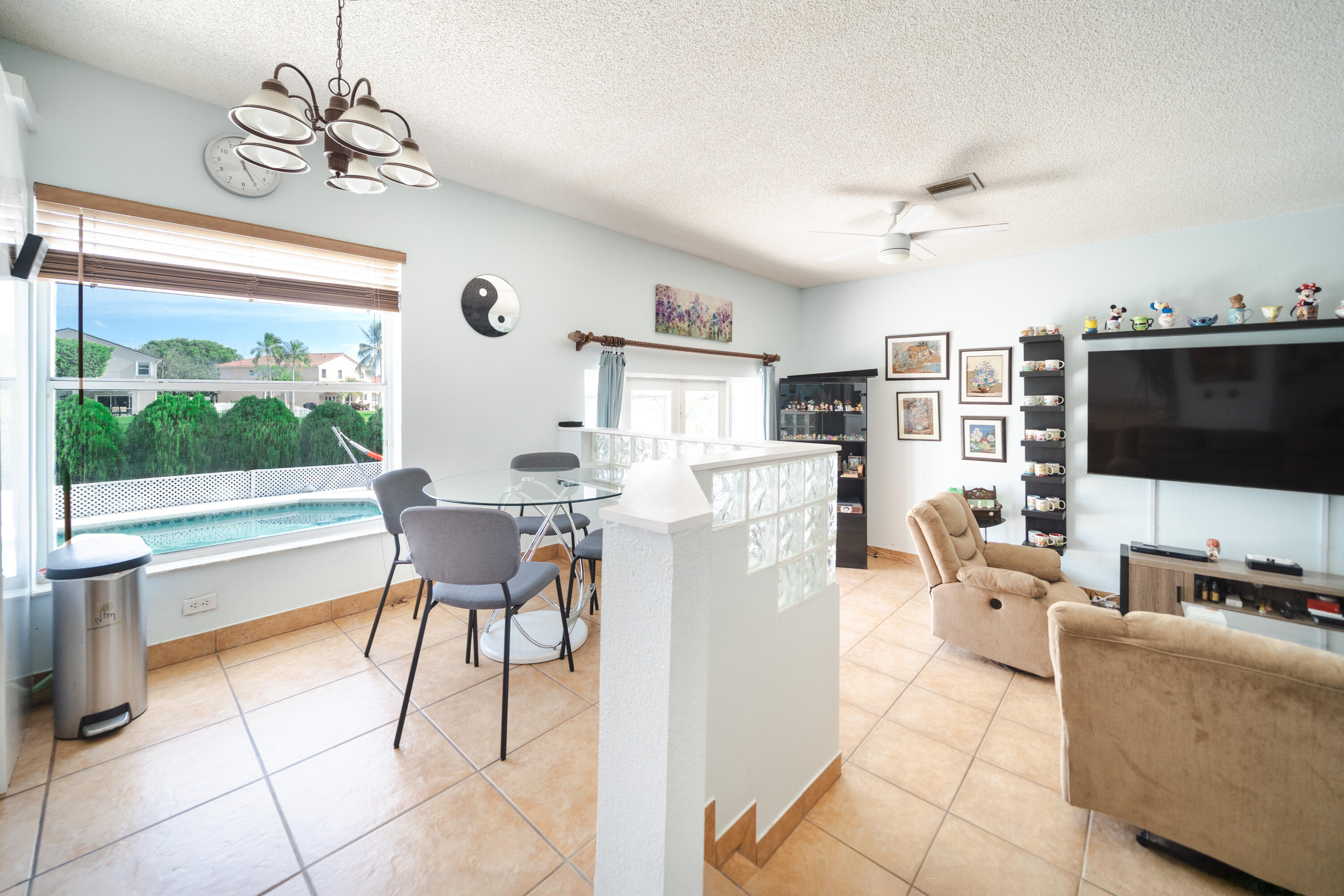 CHAPEL LAKE ESTATES - Residential