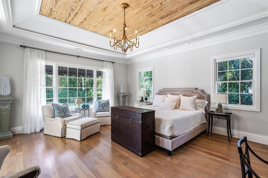 DRIFTWOOD LANDING - Residential