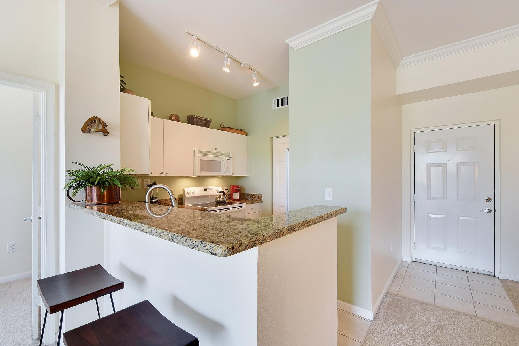 ST ANDREWS AT POLO CLUB CONDO - Residential
