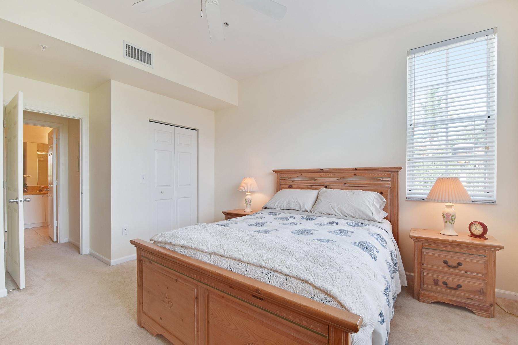 ST ANDREWS AT POLO CLUB CONDO - Residential