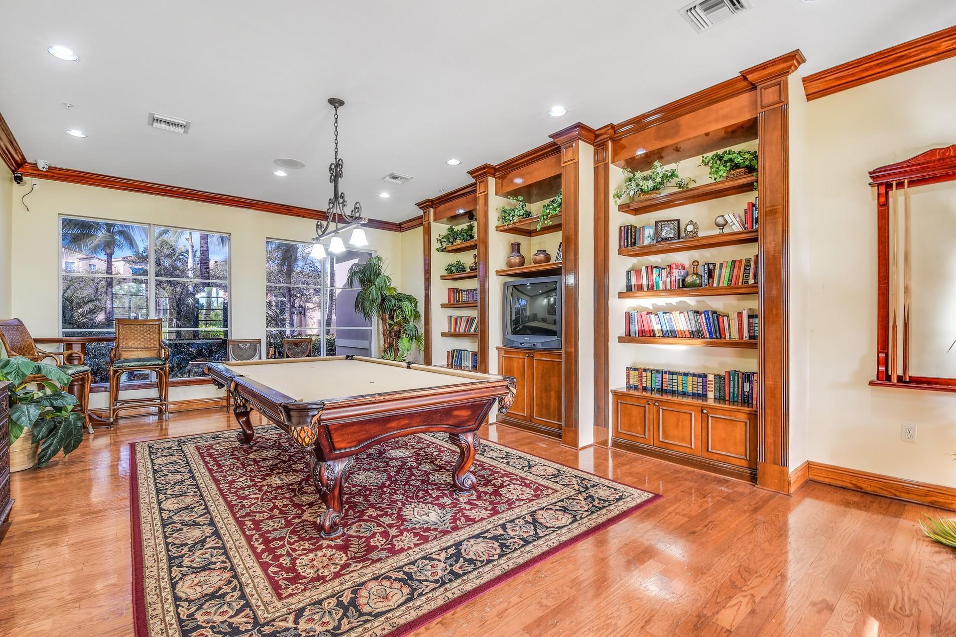 ST ANDREWS AT POLO CLUB CONDO - Residential