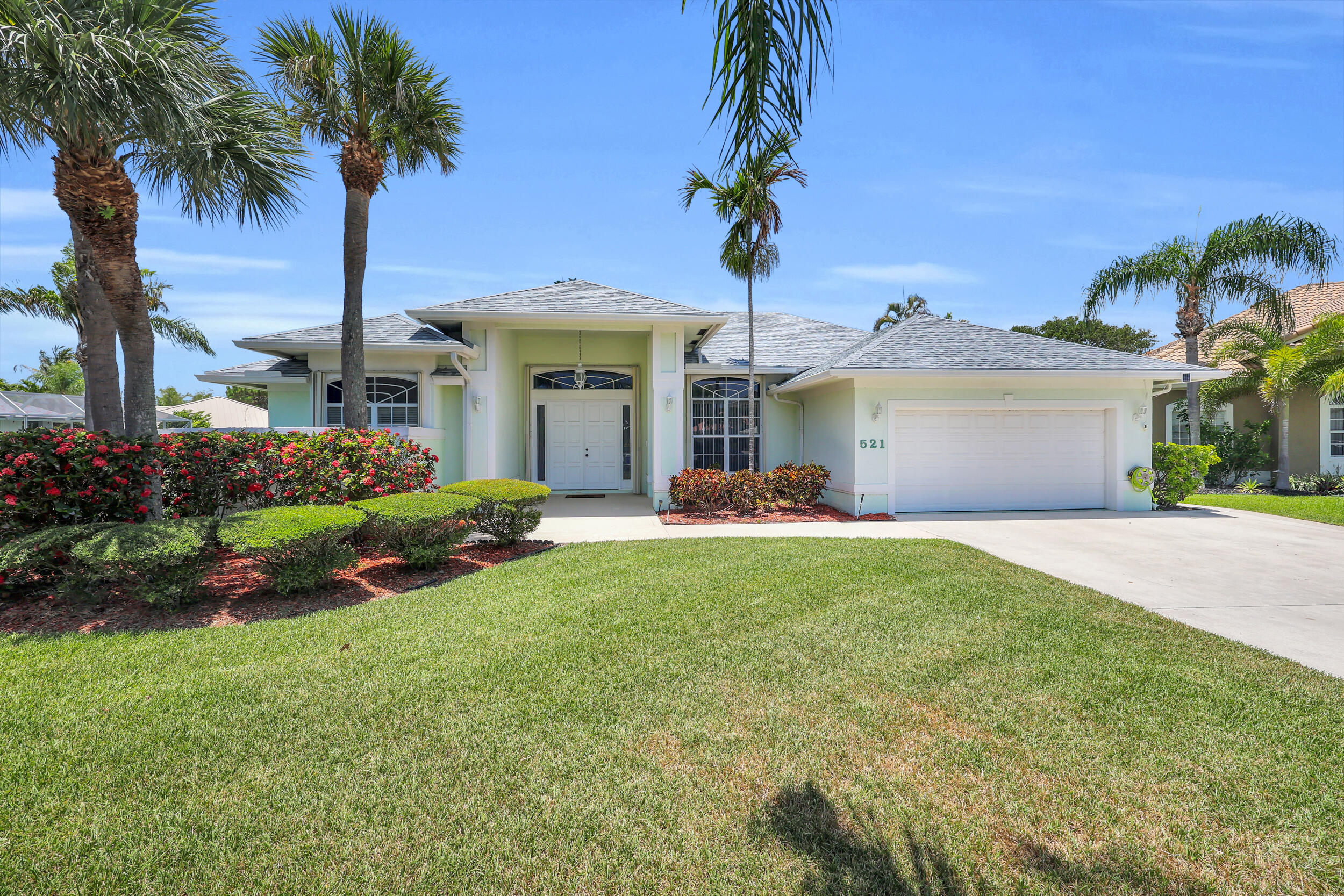 Charming 3 Bedroom, 2 Bath CBS home on a friendly cul-de-sac in desirable Tequesta, FL. Enjoy the screened pool and spa on oversized 1/3 acre lot. Newer roof, top-rated schools and a short stroll to community parks, coffee shops, restaurants, and pubs.