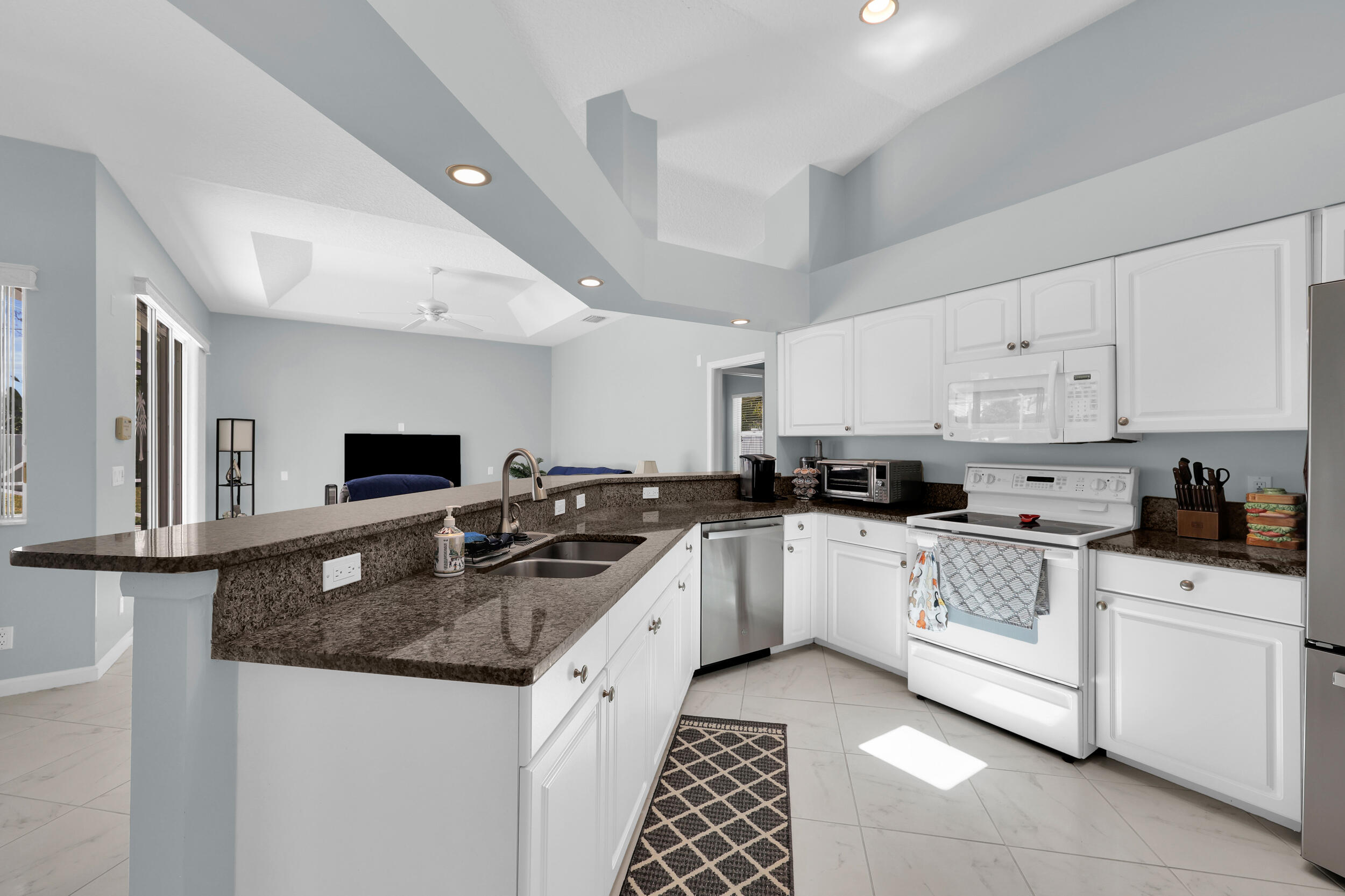 CYPRESS RIDGE - Residential