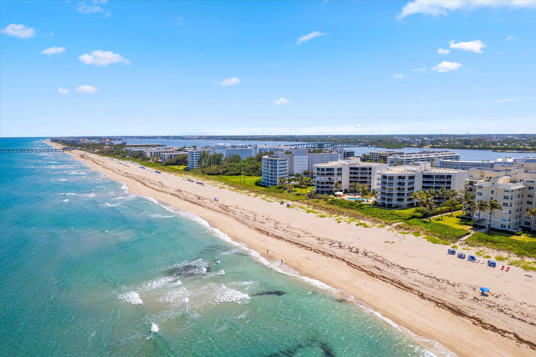 TWENTY SEVEN SEVENTY SOUTH OCEAN BLVD - Residential