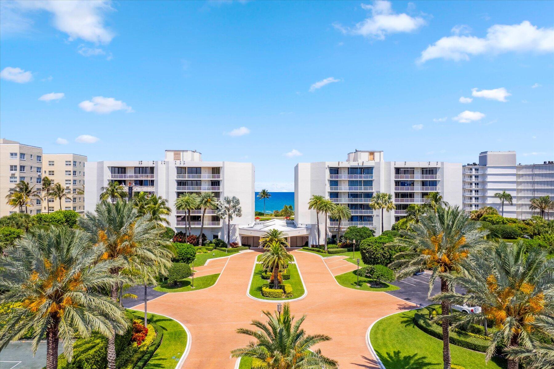 TWENTY SEVEN SEVENTY SOUTH OCEAN BLVD - Residential