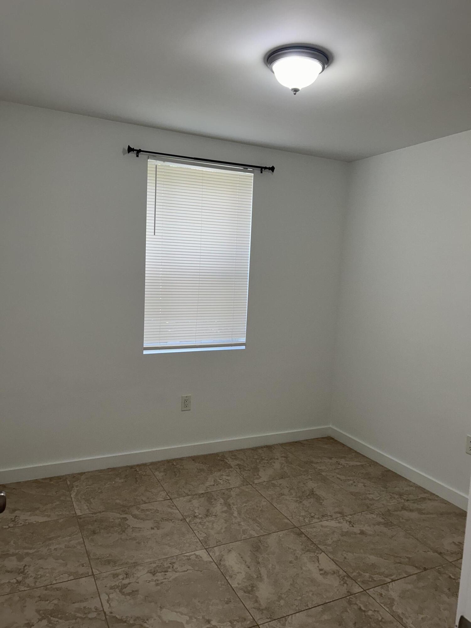 WASHINGTON PARK - Residential Lease