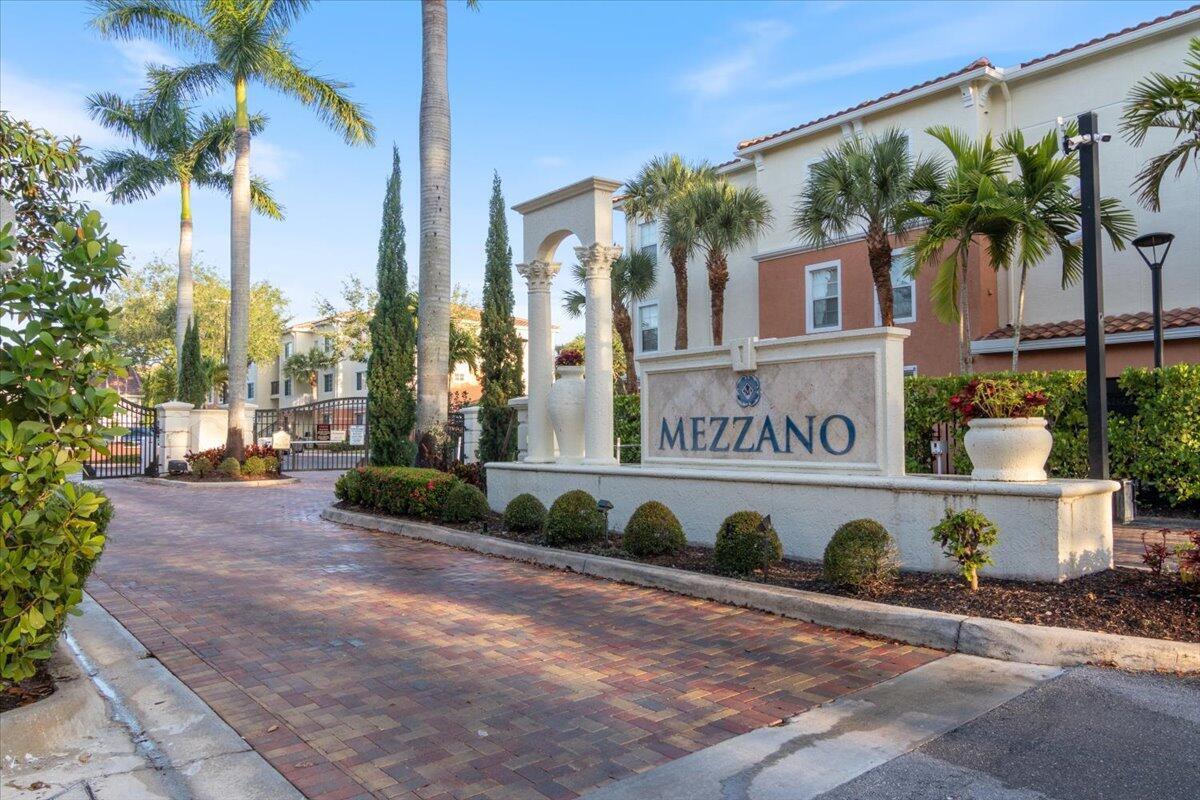 MEZZANO CONDO - Residential