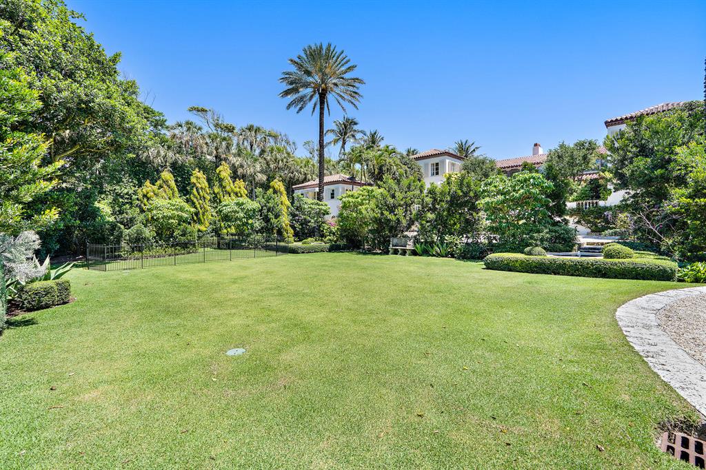 Tropical Isle - Residential