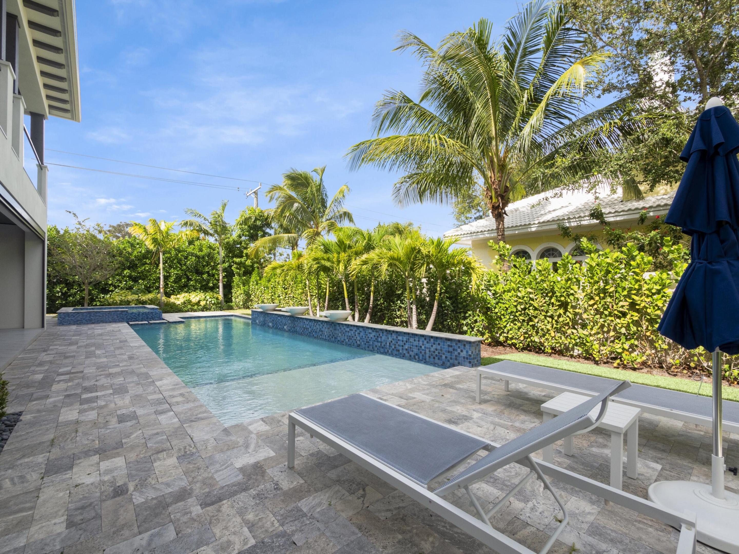 FLORESTA GROVE - Residential