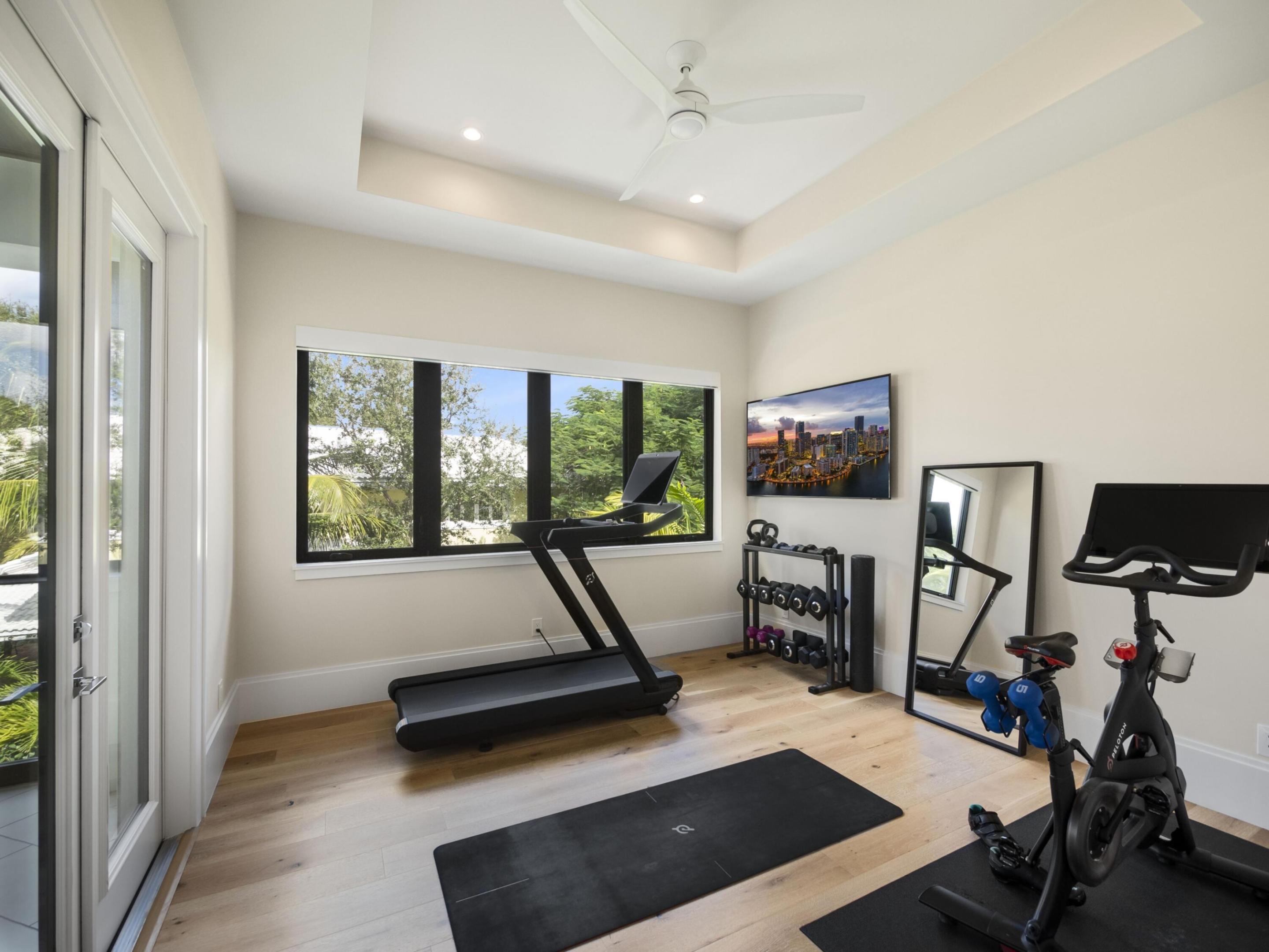 FLORESTA GROVE - Residential