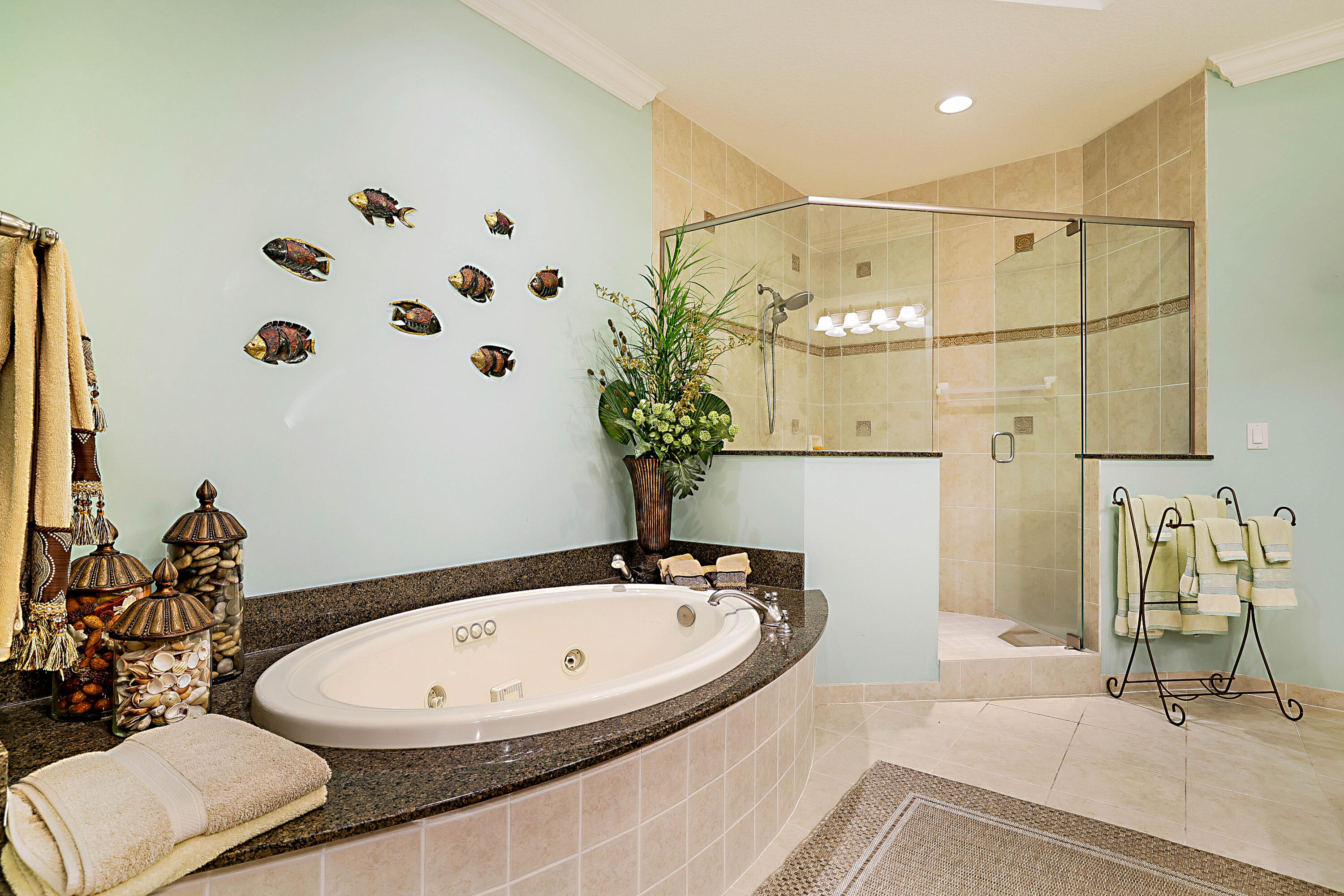 DOCKSIDE AT JUPITER HARBOUR - Residential