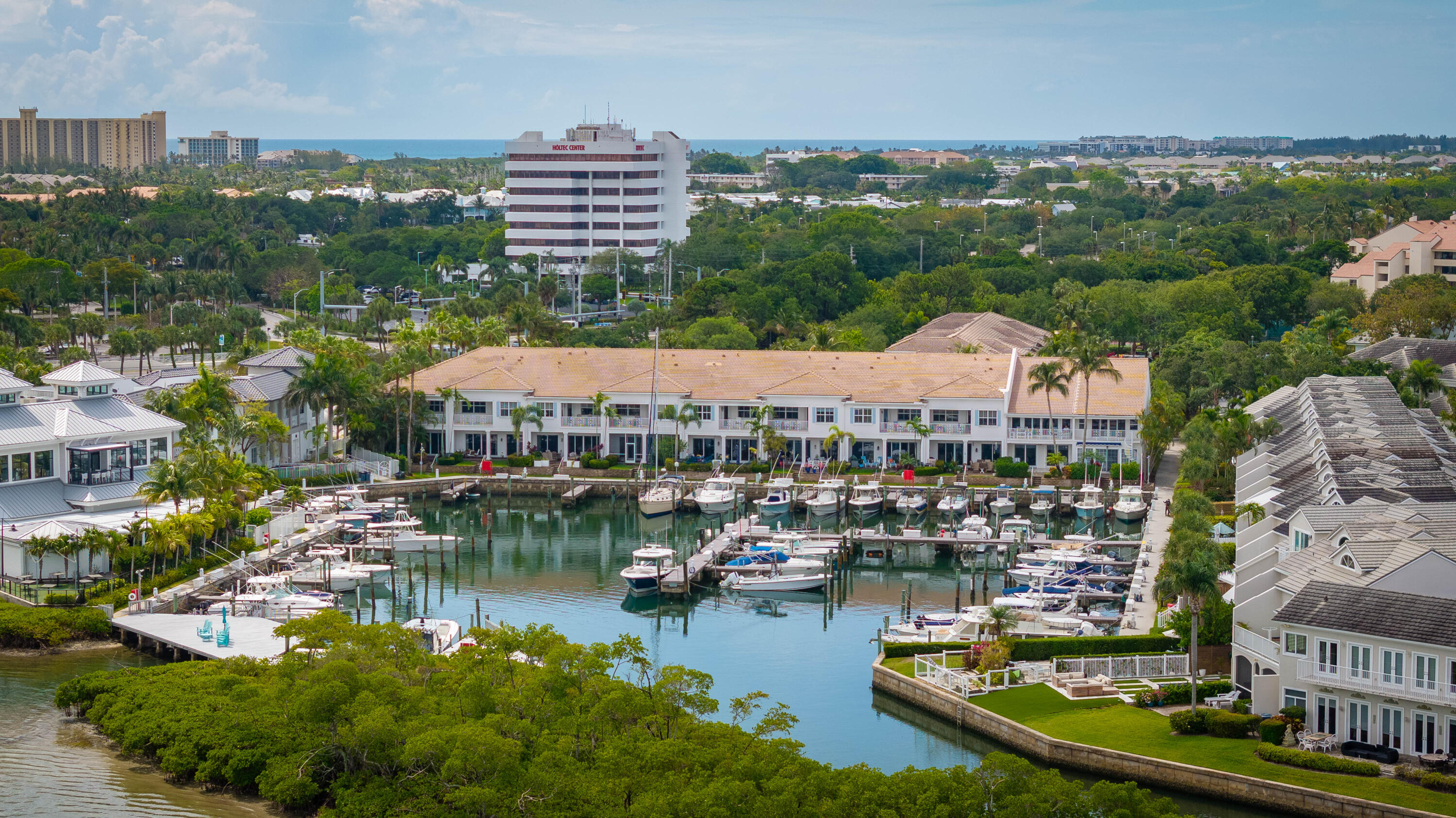 DOCKSIDE AT JUPITER HARBOUR - Residential