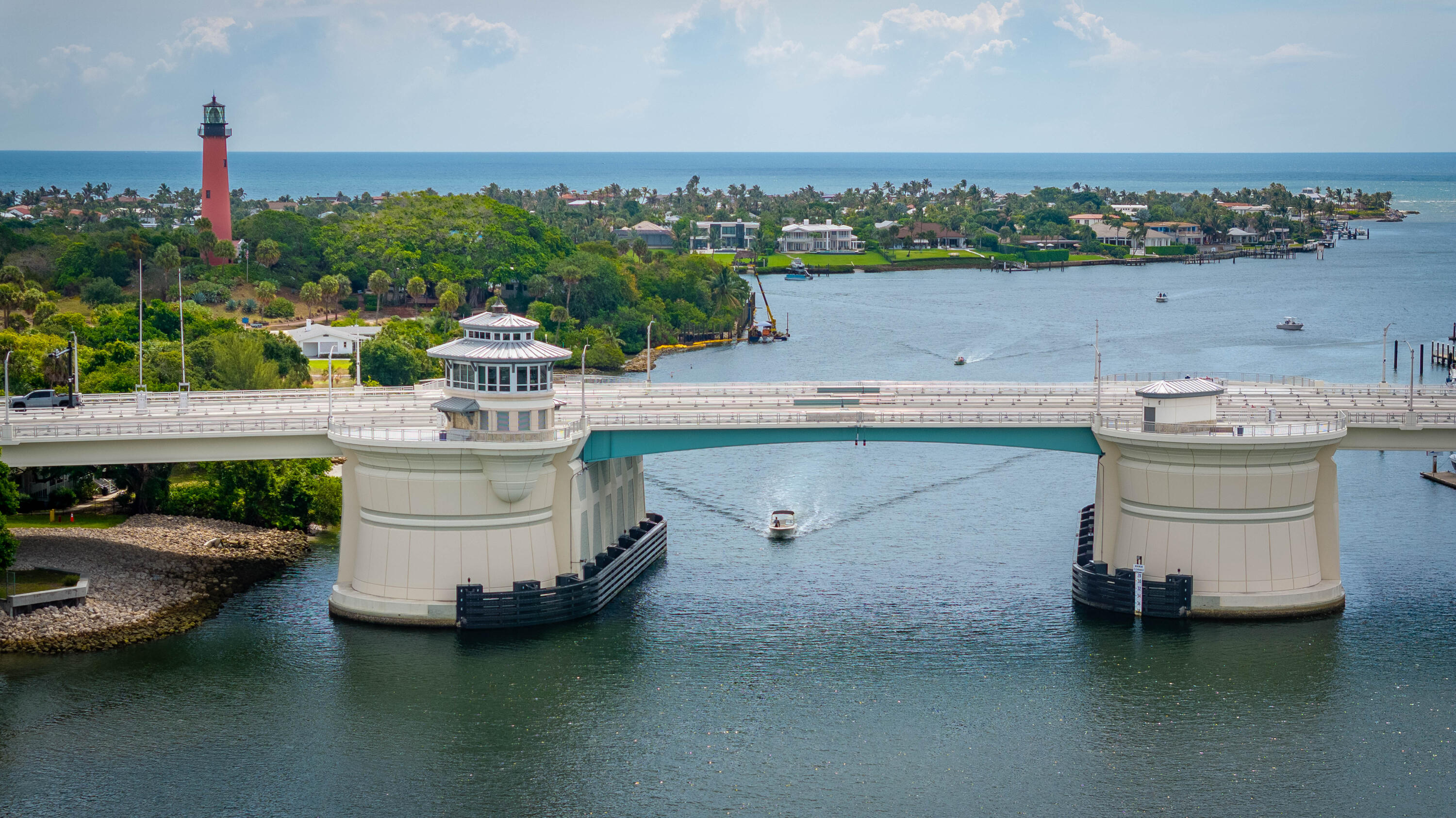 DOCKSIDE AT JUPITER HARBOUR - Residential