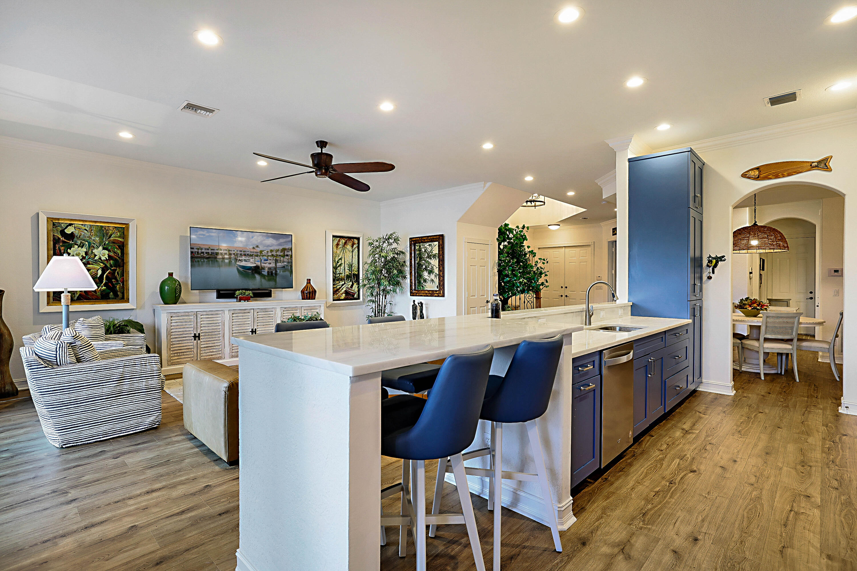 DOCKSIDE AT JUPITER HARBOUR - Residential