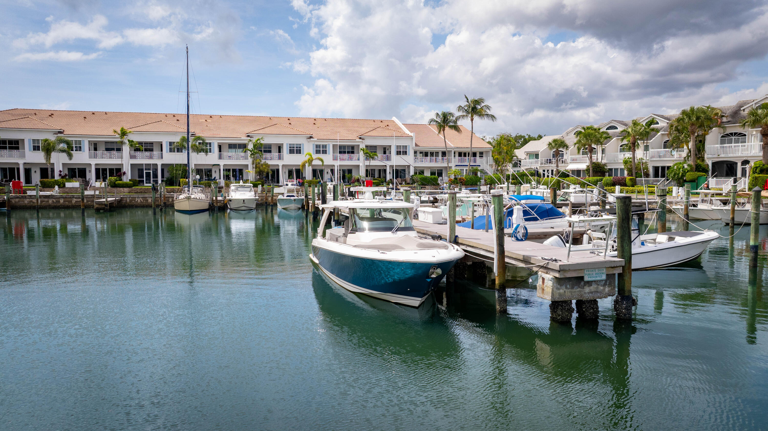 DOCKSIDE AT JUPITER HARBOUR - Residential