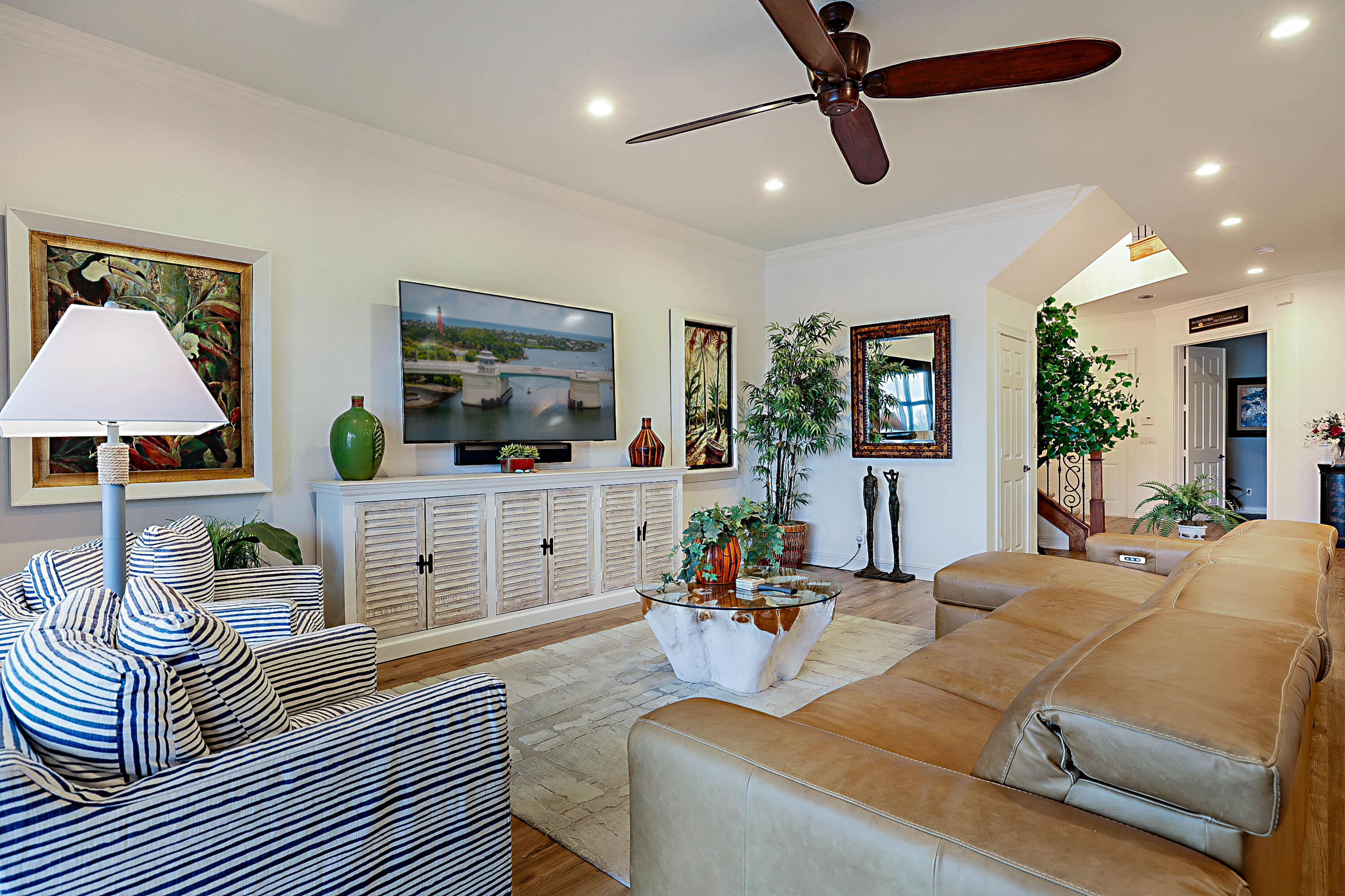 DOCKSIDE AT JUPITER HARBOUR - Residential
