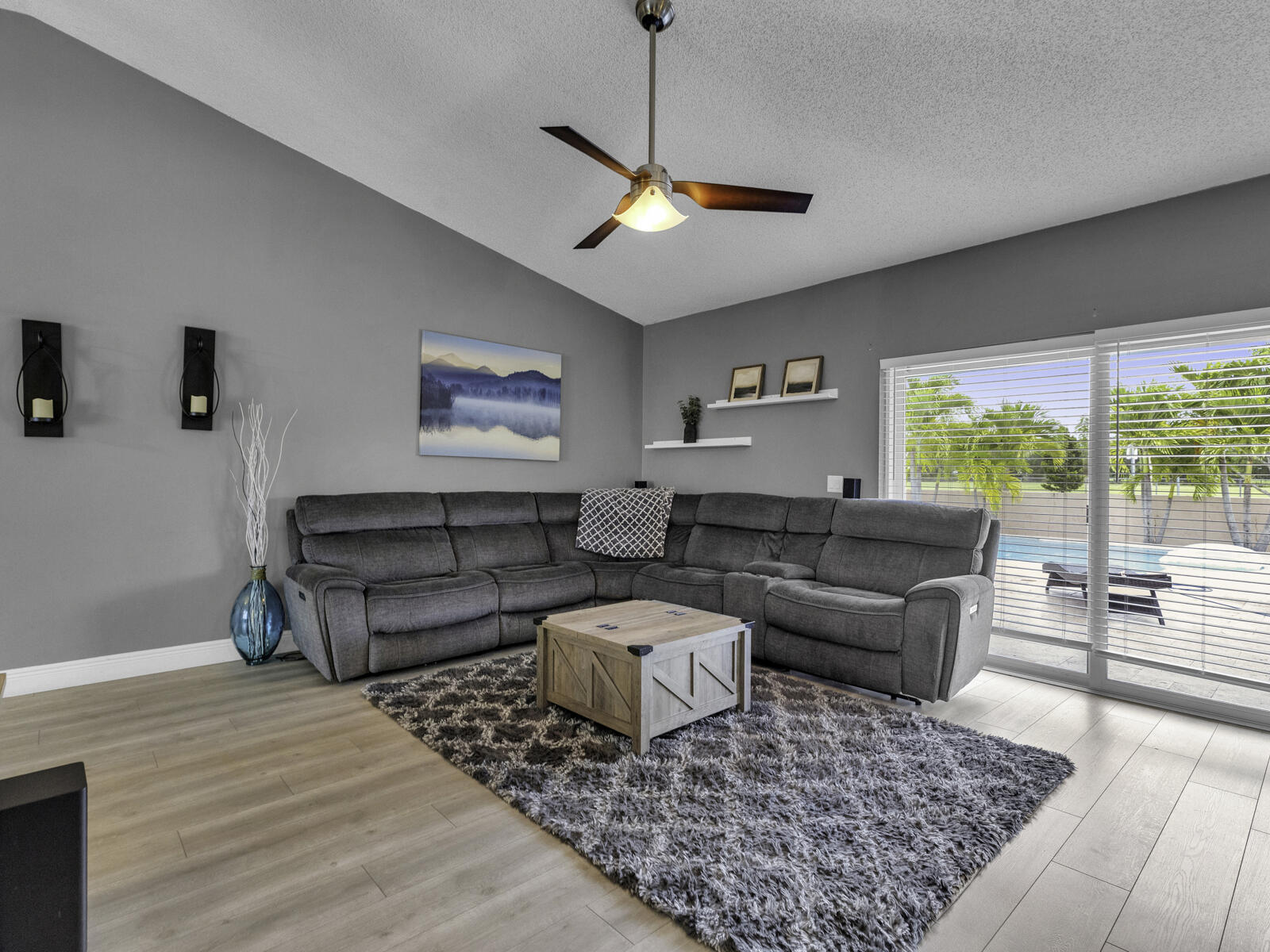 WAVERLY HUNDRED - Residential