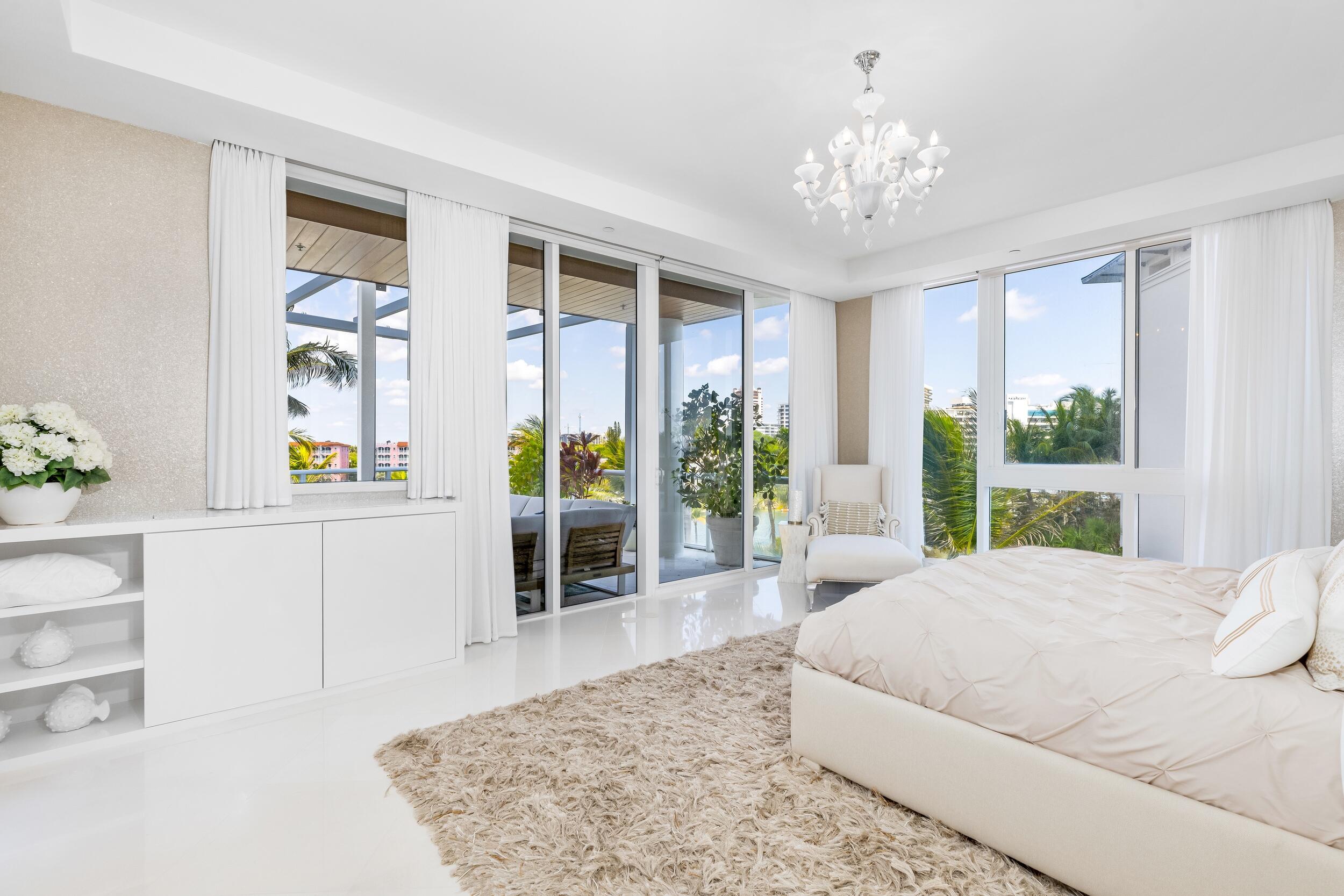 ONE THOUSAND OCEAN - Residential