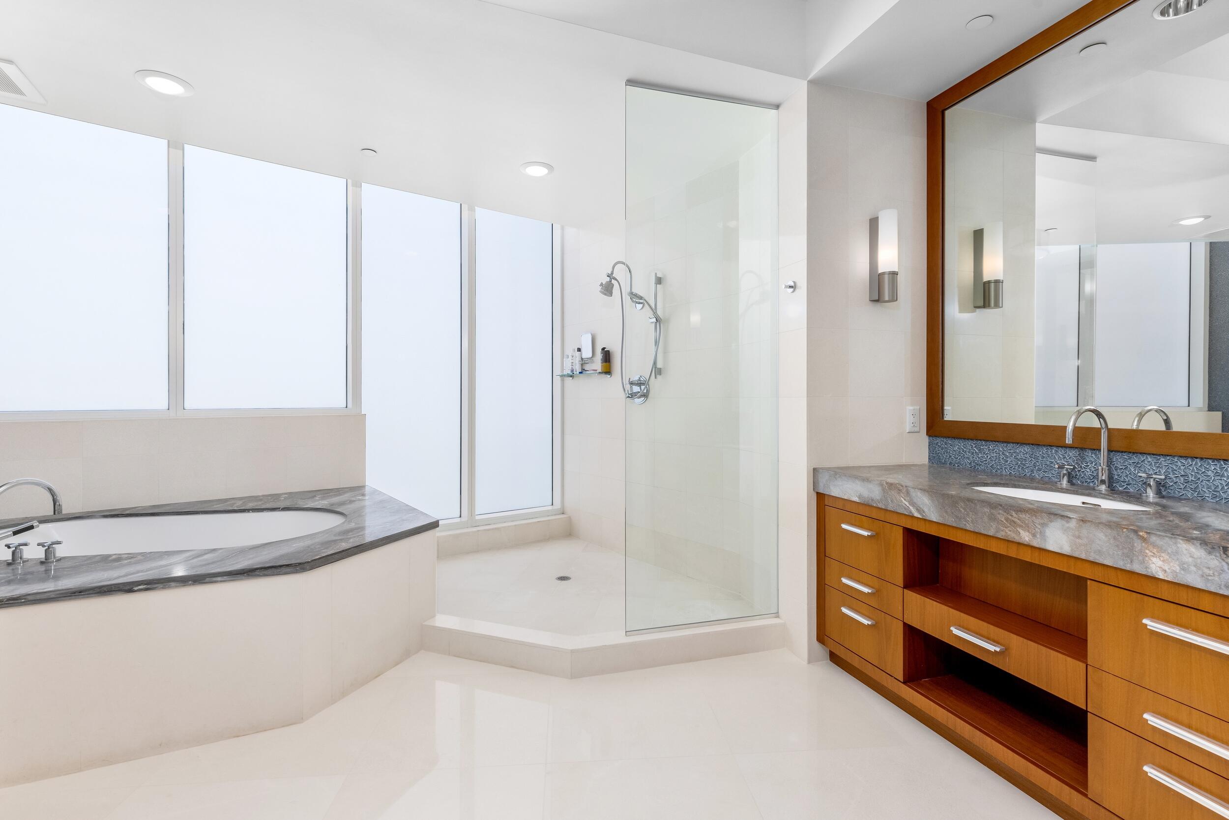 ONE THOUSAND OCEAN - Residential