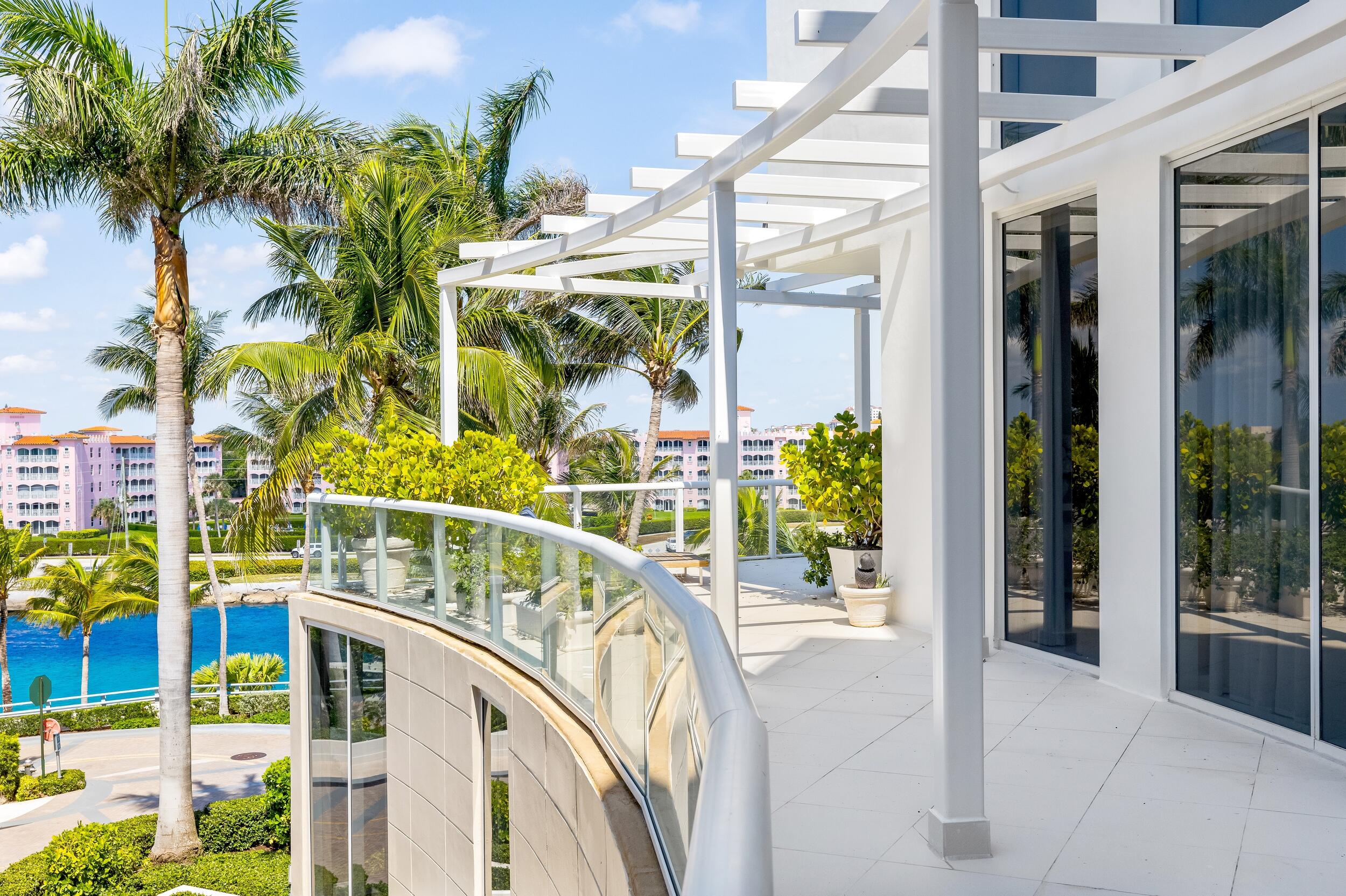 ONE THOUSAND OCEAN - Residential